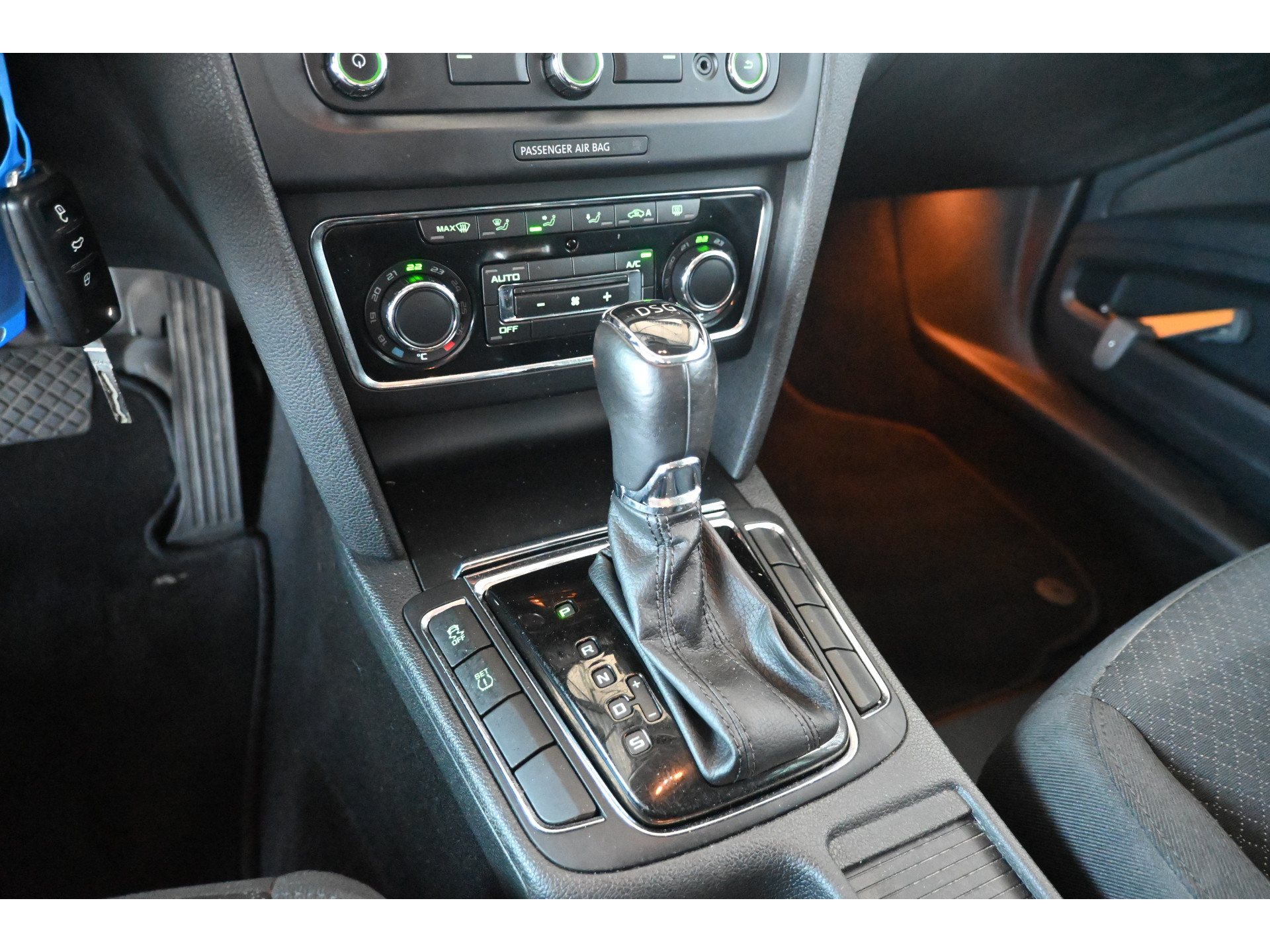 ŠKODA Superb Combi 1.8 TSI Ambition Automaat Clima Navigatie Cruise Control Trekhaak Inruil Mogelijk!