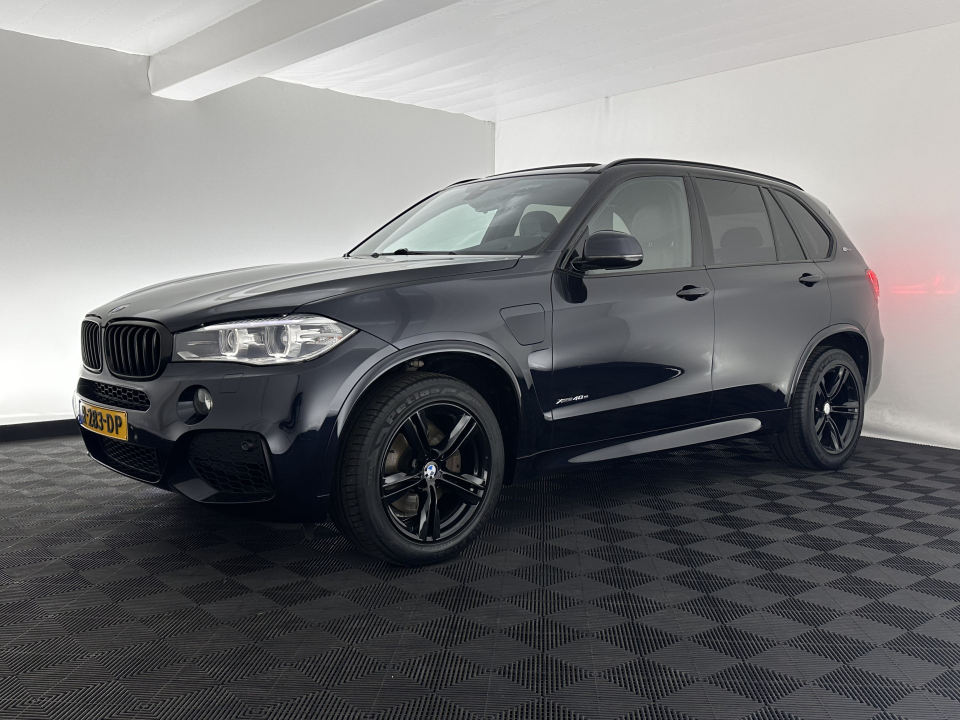 BMW X5 xDrive40e iPerformance High Executive Aut. *PANO | HEAD-UP | LEATHER | XENON | HIFI-SOUND | MEMORY-PACK | NAVI-FULLMAP | CAMERA | ECC | PDC | CRUISE | 19''ALU | TOWBAR*