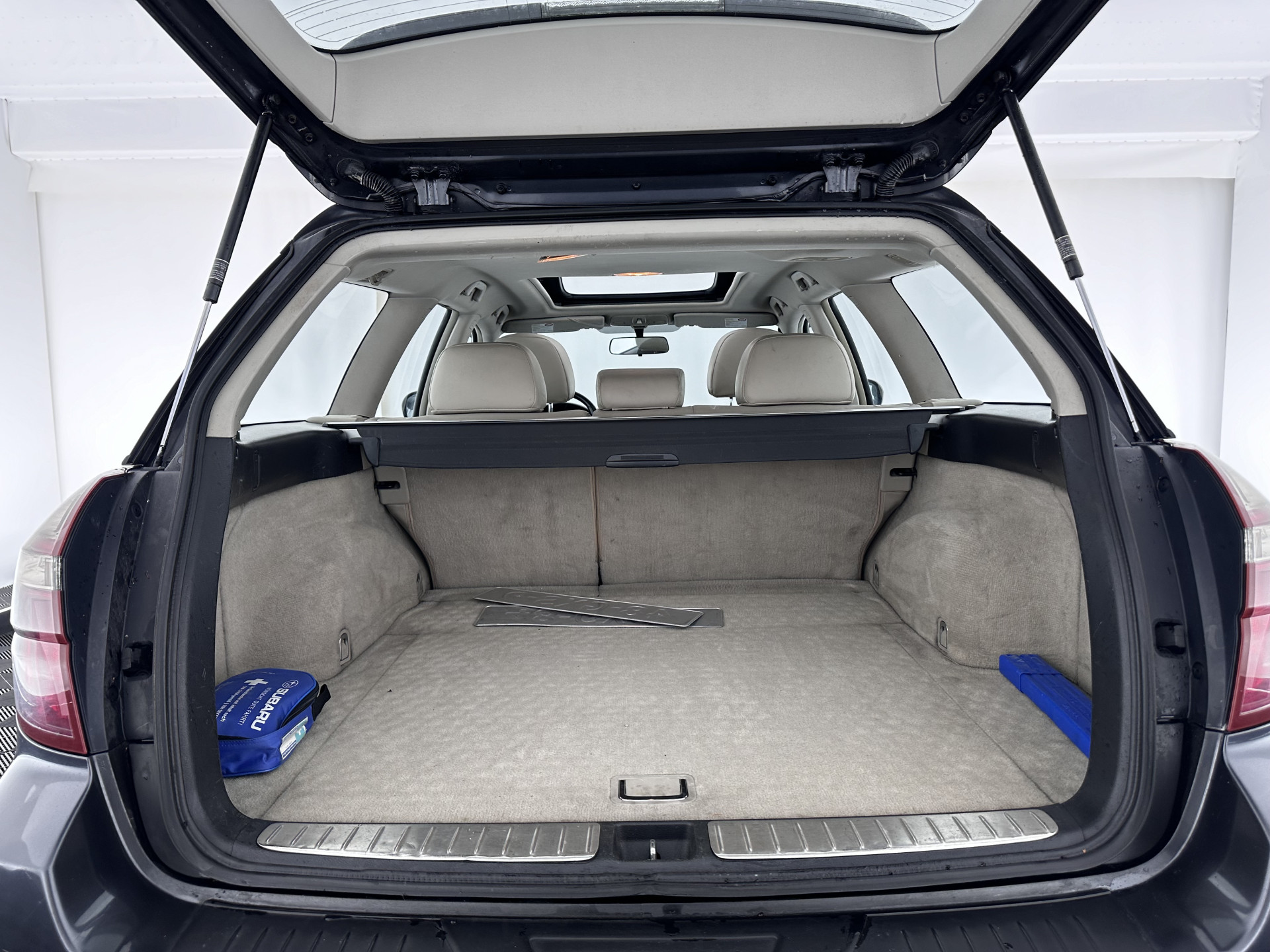 Subaru Legacy Touring Wagon 2.0D Luxury AWD *PANO | LEATHER | XENON | NAVI-FULLMAP | MEMORY-PACK | ECC | PDC | CRUISE | COMFORT-SEATS | 17"ALU*