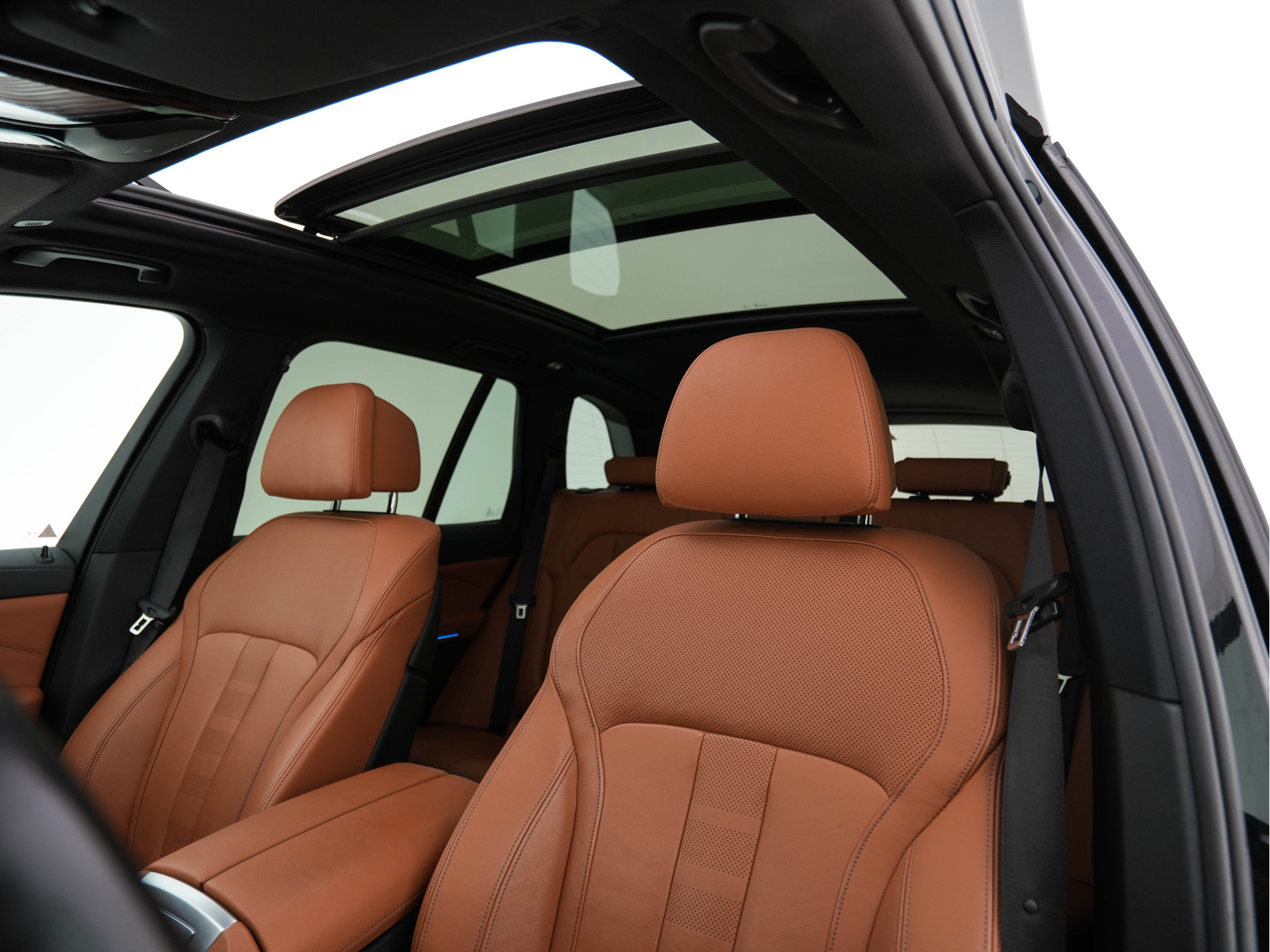 BMW X5 xDrive45e High Executive M-Sportpack (INCL-BTW) Aut. *PANO | LUXURY-LEATHER | FULL-LED | ADAPTIVE-CRUISE | HARMAN/KARDON-AUDIO | BLINDSPOT | MEMORY-PACK |  NAVI-FULLMAP | AMBIENT-LIGHT | HEATED-COMFORTSEATS | TOPVIEW | DAB | ...