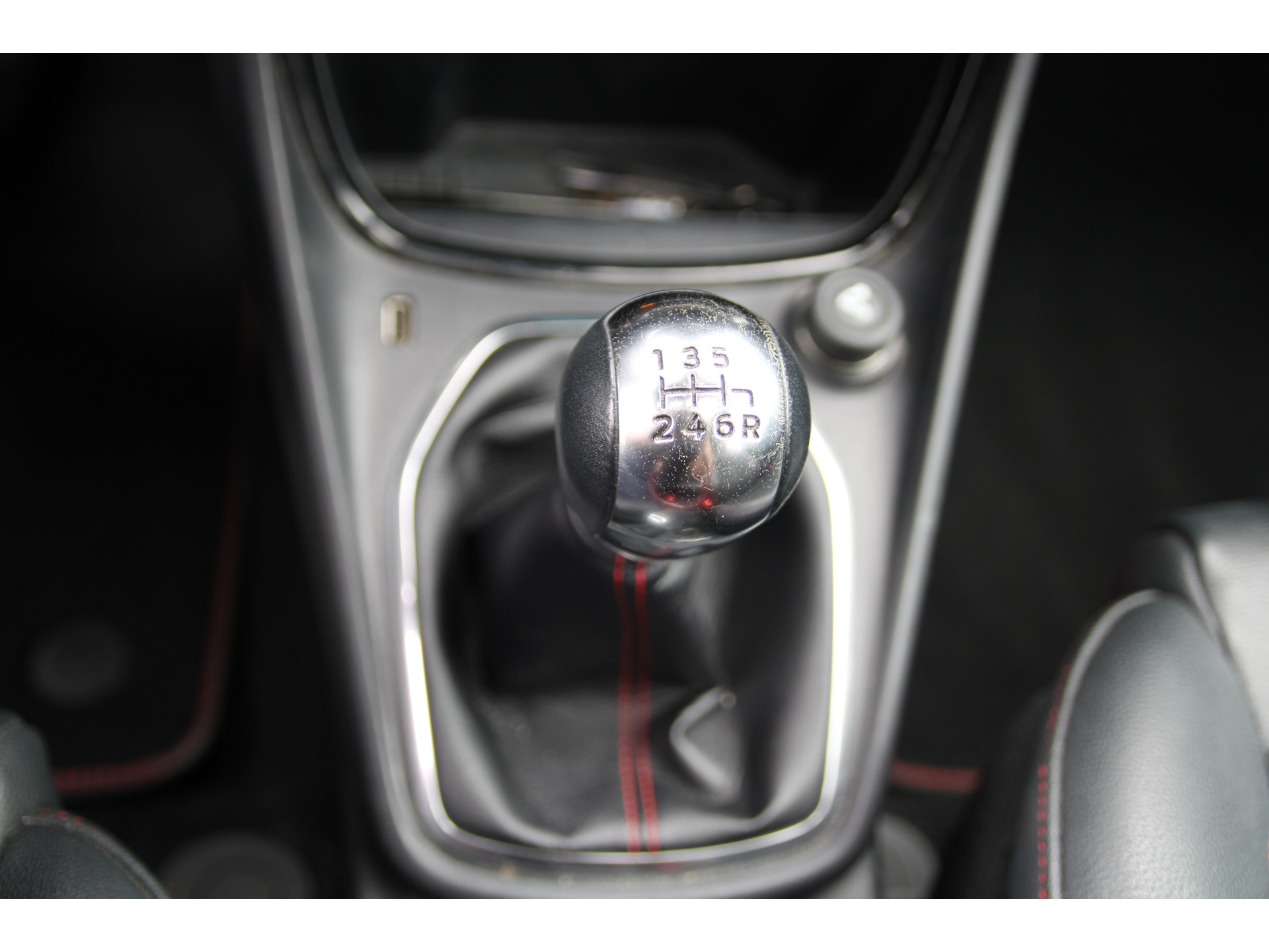 Ford Puma 1.0 EcoBoost 155 PK Hybrid ST-Line X PANORAMADAK | LED | BLIS | 18-INCH
