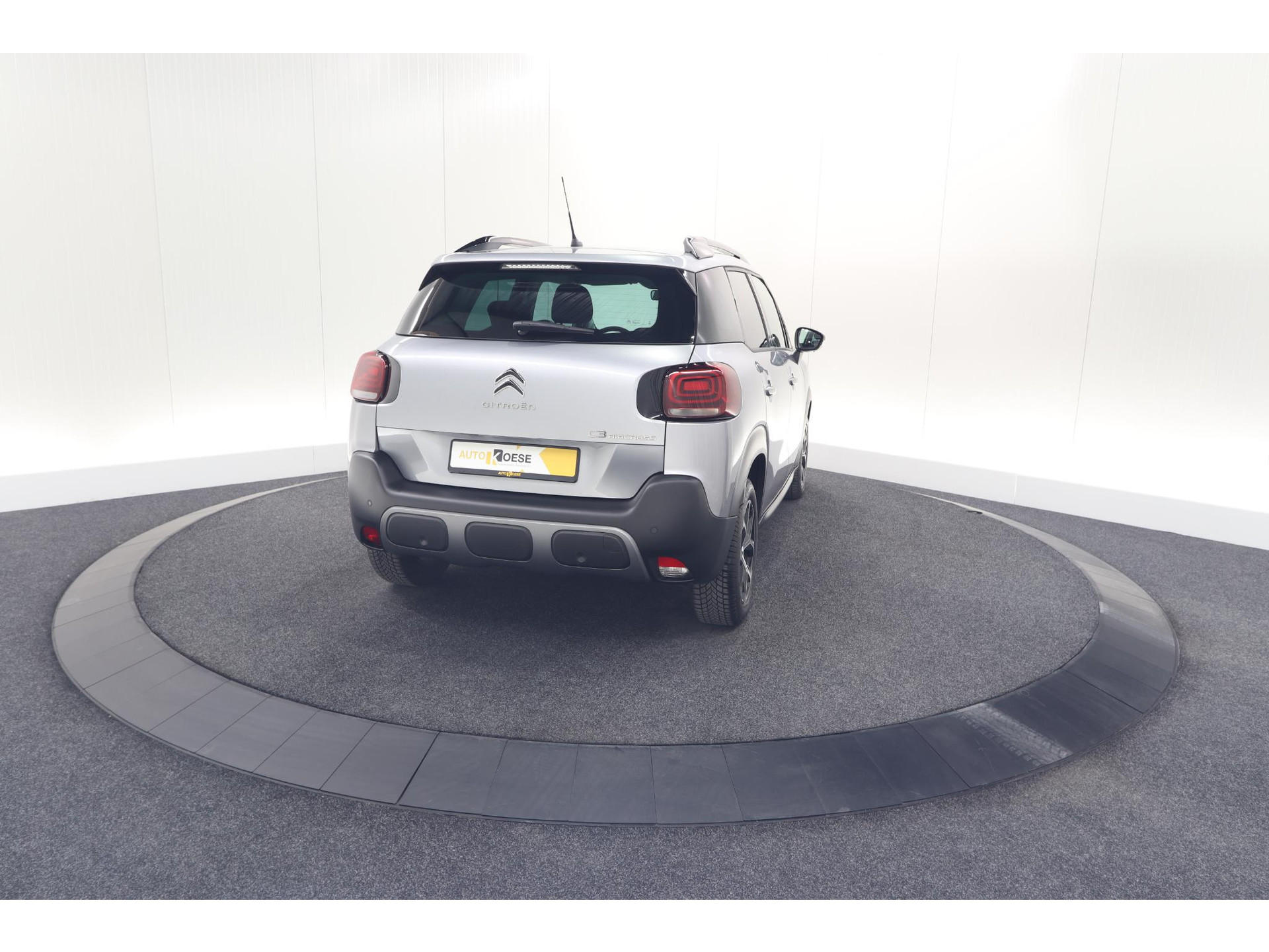 Citroen C3 Aircross PureTech 130 EAT6 Max | Allseason Banden | Parkeersensoren | Navigatie | Apple Carplay