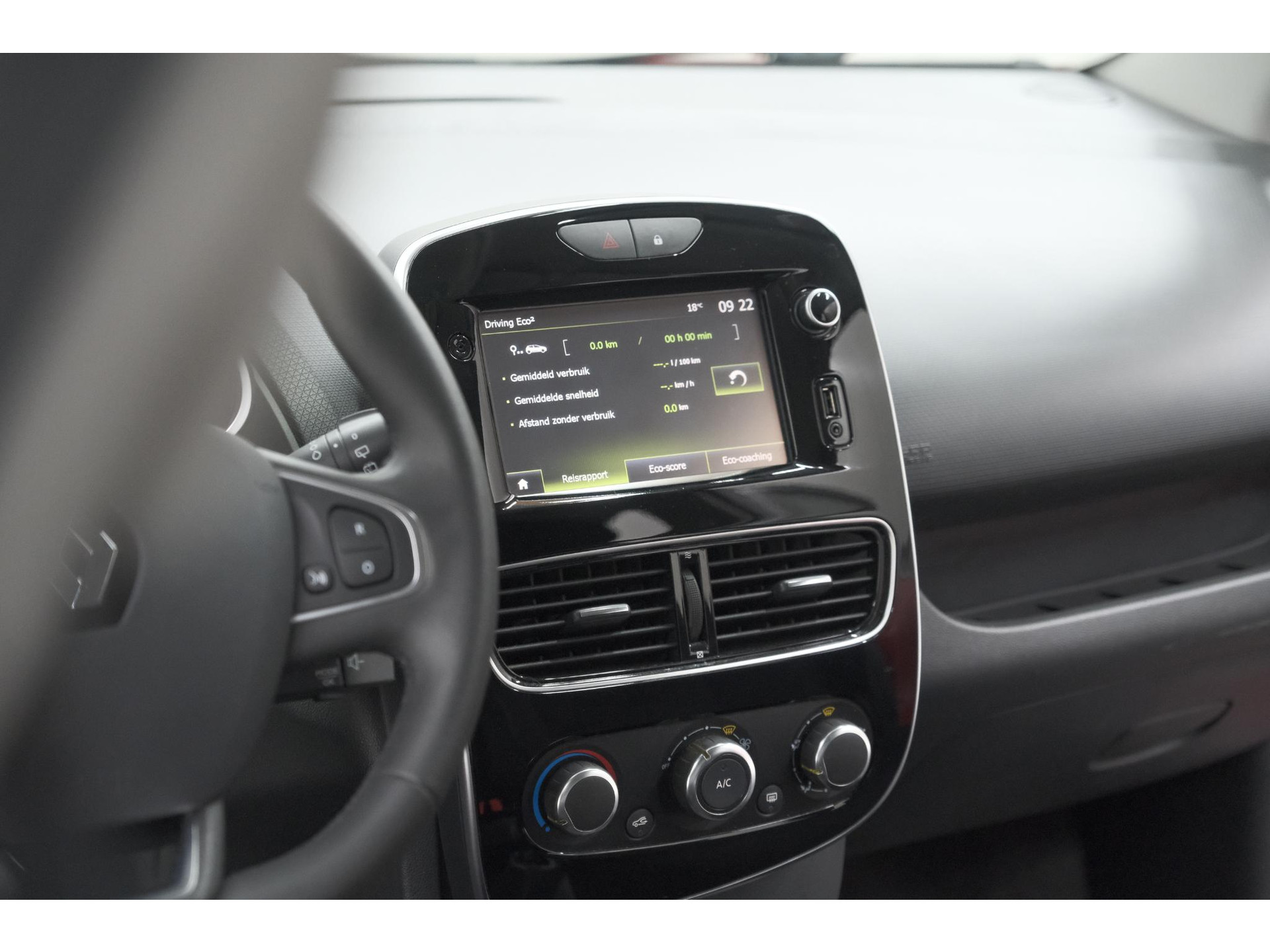 Renault Clio TCe 90 Limited | Trekhaak | Parkeersensoren | Navigatie