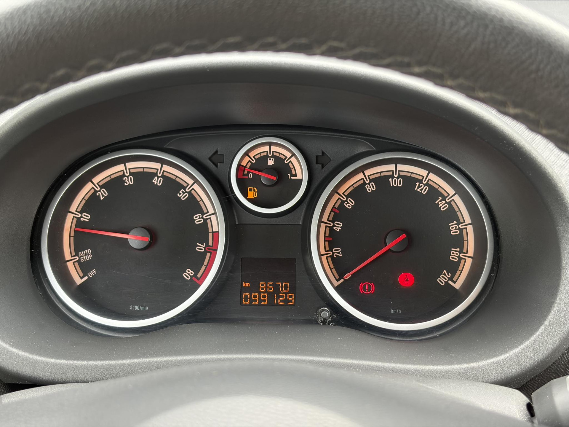 Opel Corsa 1.4-16V BlitZ ✓1e Eigenaar✓Navi✓Trekhaak✓Clima✓Cruise✓Halfleder✓Lm velgen✓Pdc✓102pk✓Zeer Zuinig✓N.A.P✓Apk tot 09-2027