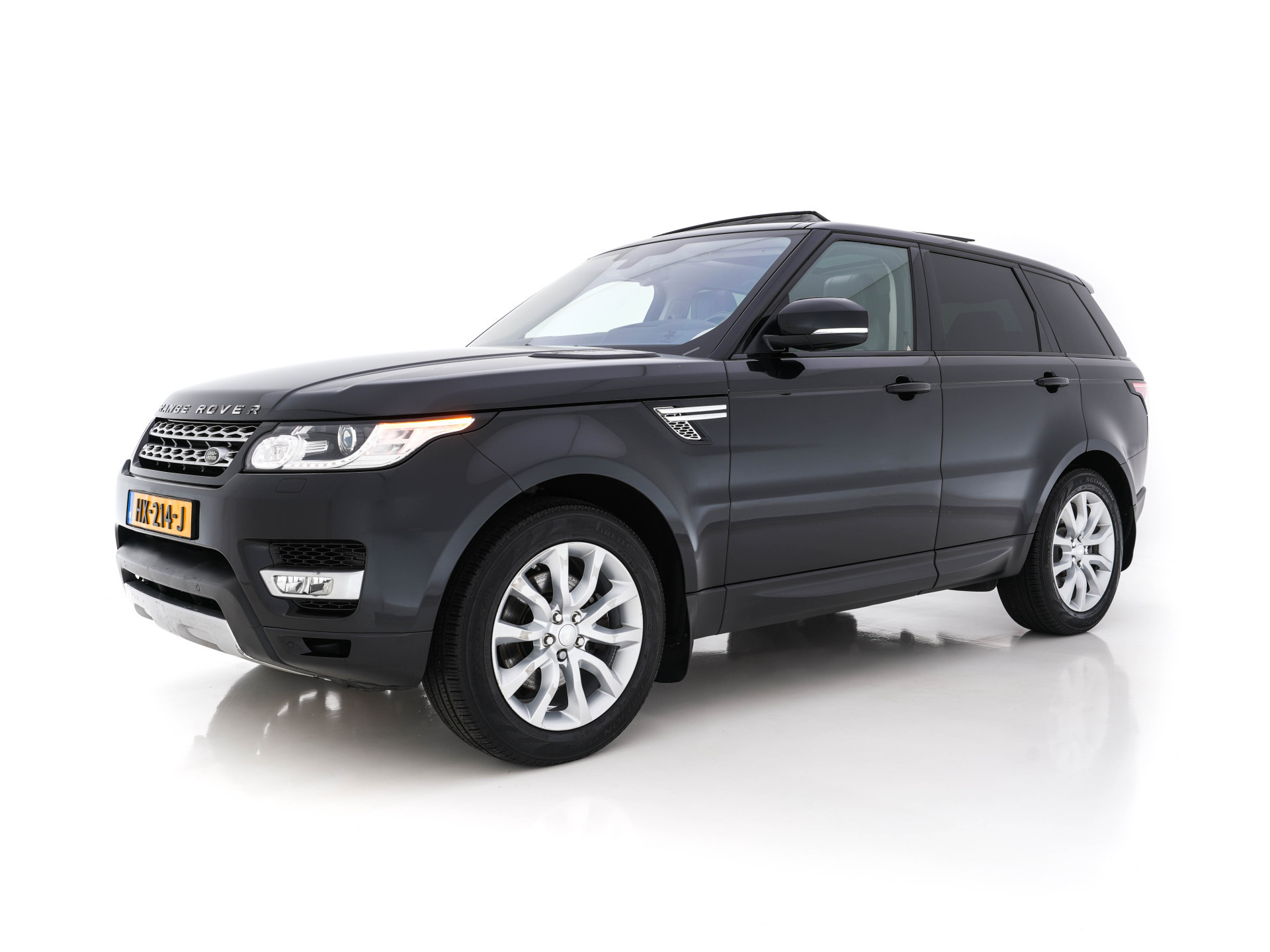 Land Rover Range Rover Sport 3.0 TDV6 HSE Dynamic [ 7-Pers ] Aut. *PANO | LEATHER | BI-XENON | NAVI-FULLMAP | CAMERA | CRUISE | HEAD-UP | MEMORY-PACK | HEATED-COMFORTSEATS | PRIVACY-GLASS | SHIFT-PADDLES | TOWBAR | 20"ALU*