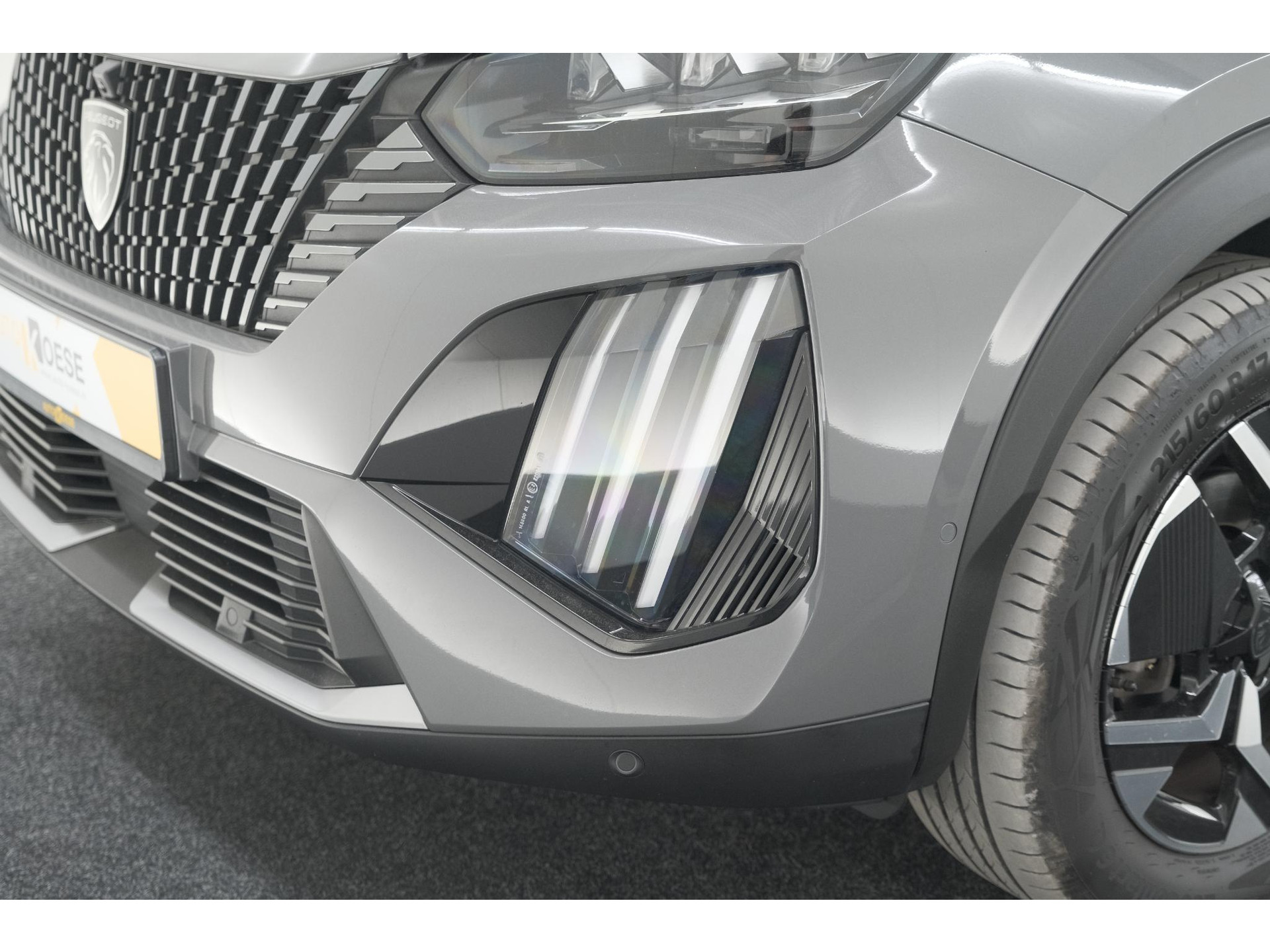 Peugeot 2008 PureTech 130 EAT8 GT | 360 Camera | Adaptieve Cruise Control | Stoelmaasage | Apple Carplay