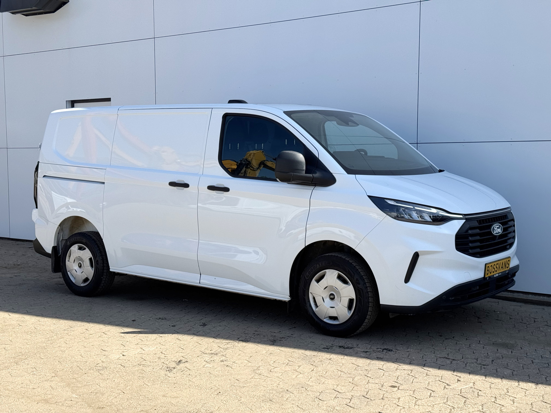 Ford Transit Custom 2.0 TDCI 140PK AWD Automaat L1 4x4 4WD LED Airco Carplay Camera Navigatie Parkeersensoren v+a Vierwielaandrijving