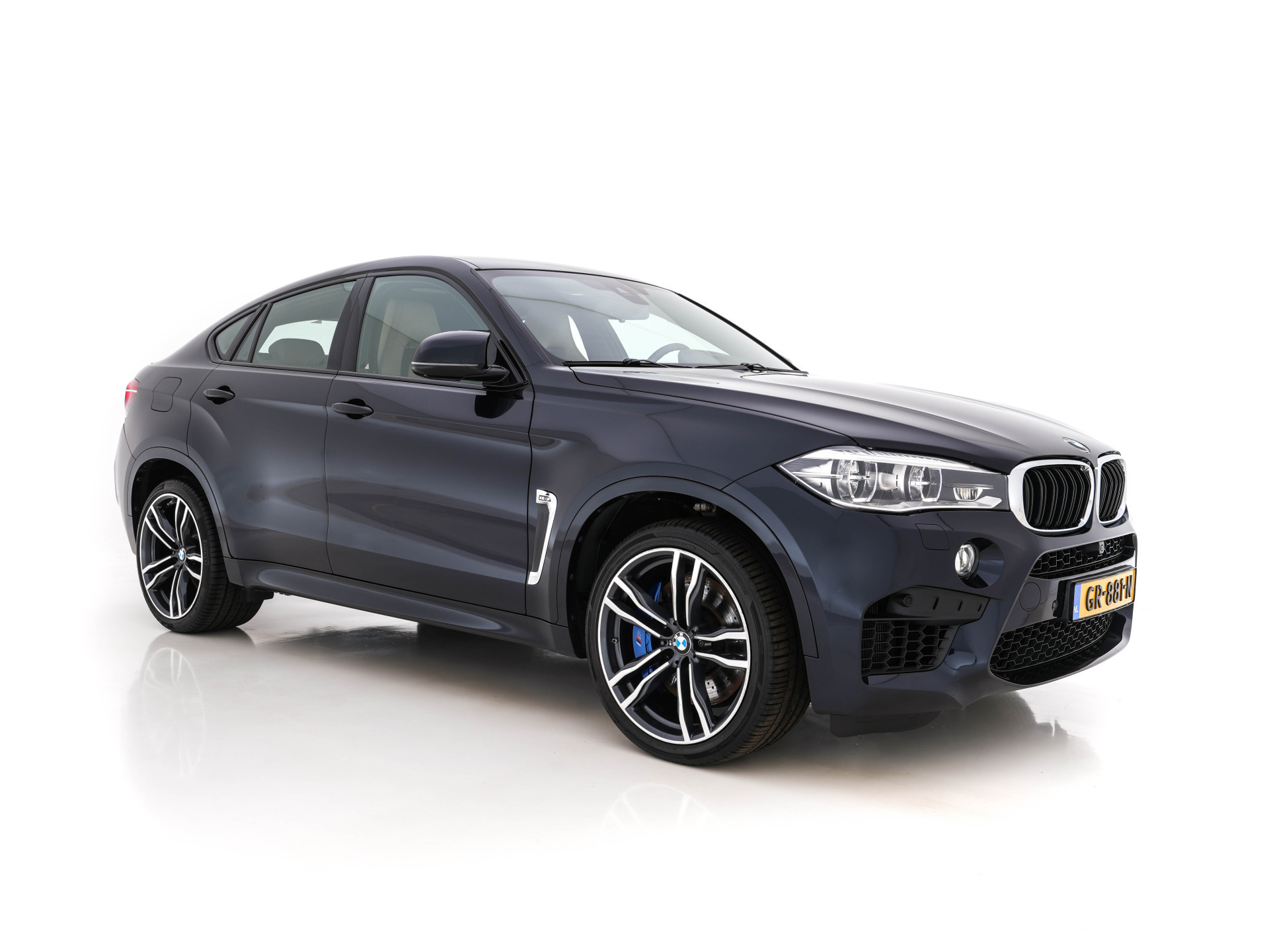 BMW X6 M Sport-Pack Innovation-Pack [ CHIP-TUNING 680-PK/850-Nm ] Aut. *LUXURY-LEATHER | NIGHT-VISION | TOPVIEW | MEMORY-PACK | HARMAN/KARDON-AUDIO | HEAD-UP | SOFT-CLOSE |  BLIND-SPOT | DAB+ | FULL-LED | NAVI-FULLMAP | HEATED-SPORTSEATS | SHIFTPADDLES |