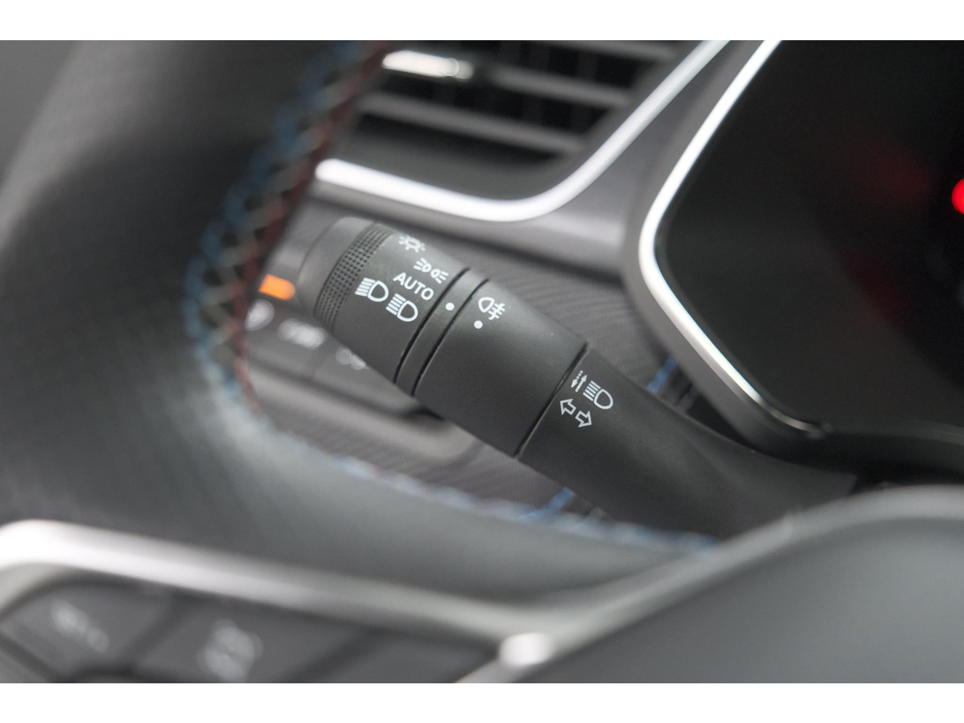 Renault Captur 1.8 E-Tech full hybrid 160 esprit Alpine | Rondom Camerazicht | Adaptieve Cruise Control | Navigatie