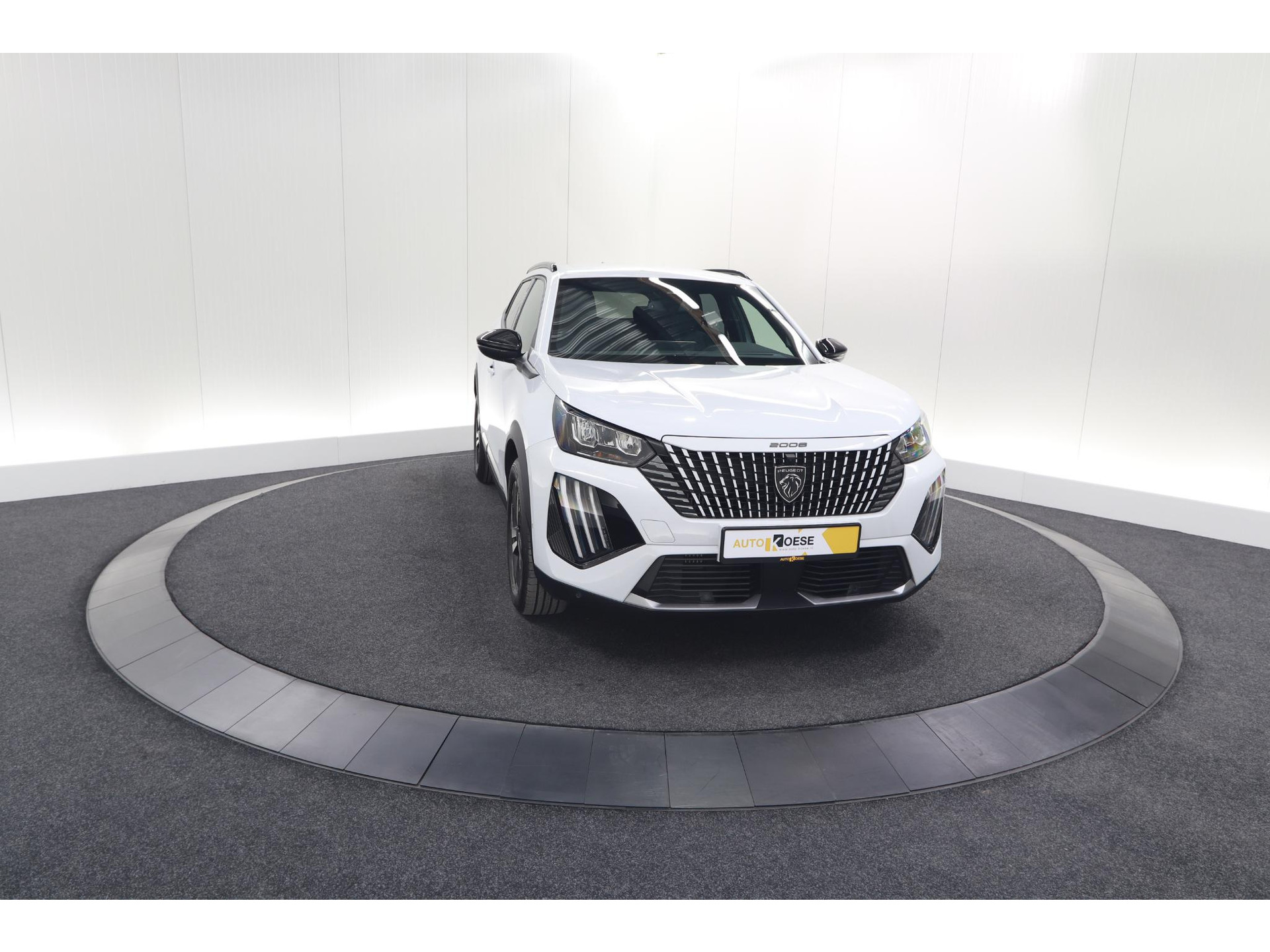 Peugeot 2008 PureTech 100 Allure | 360 Camera | Dodehoekdetectie | Navigatie | Apple Carplay