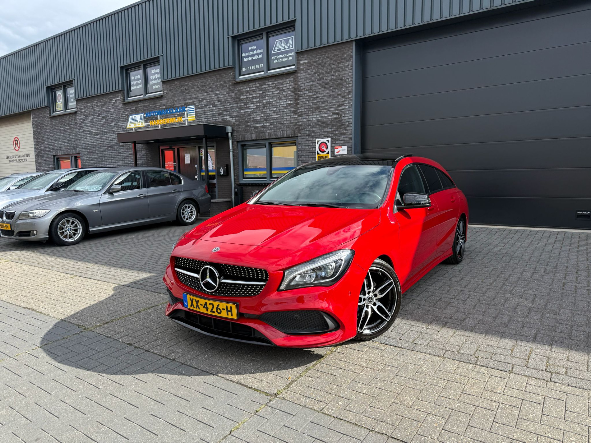 Mercedes-Benz CLA-klasse Shooting Brake 180 | 3/6/12MND GARANTIE| NAVI | PANO DAK | NAVI | CAMERA |