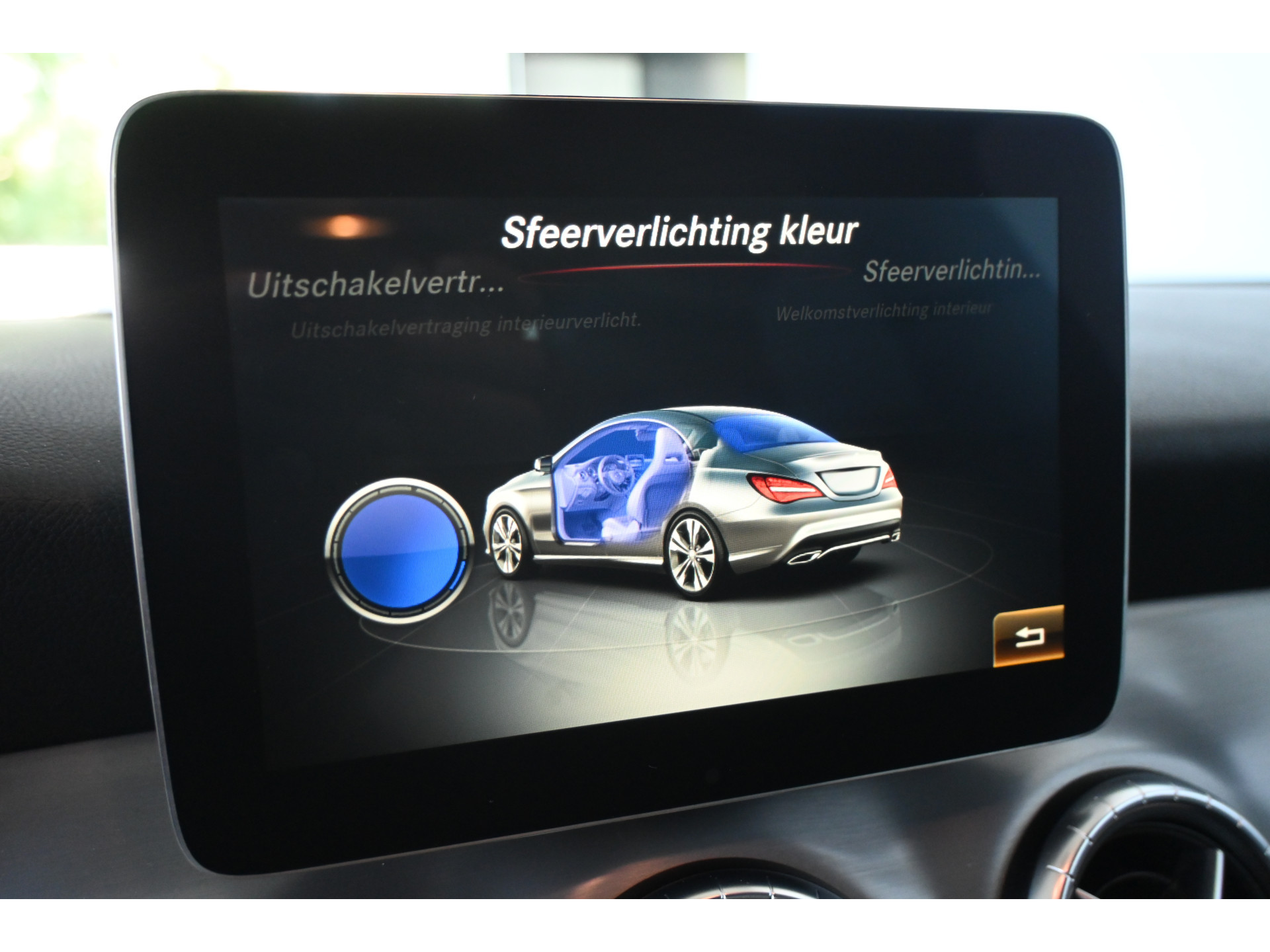 Mercedes-Benz CLA-klasse 180 AMG Night Edition Plus Clima Cruise Xenon LED Navigatie Inruil mogelijk