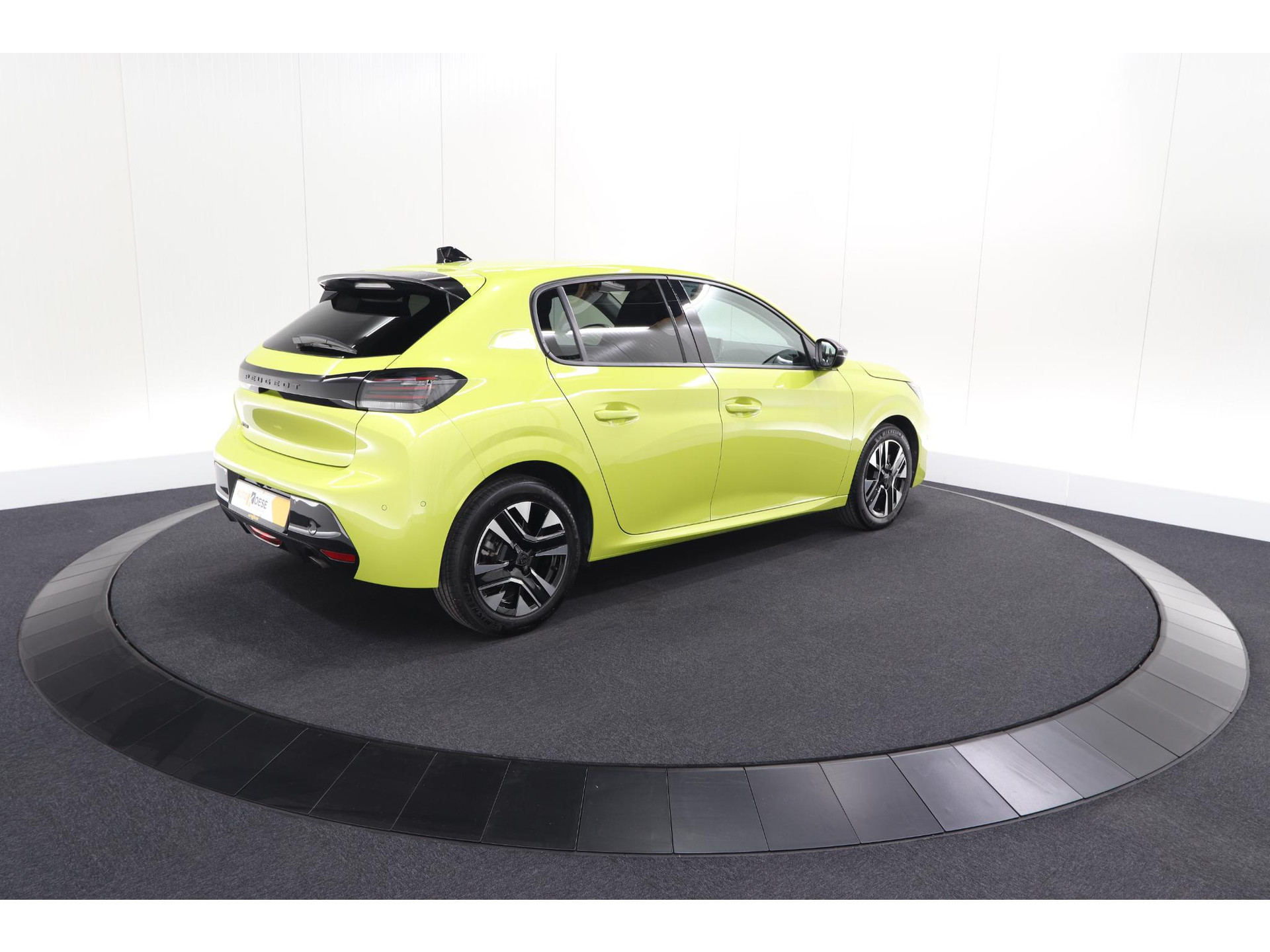 Peugeot 208 PureTech 100 Allure | 360 Camera | Vison Pack | Dodehoekdetectie | Apple Carplay
