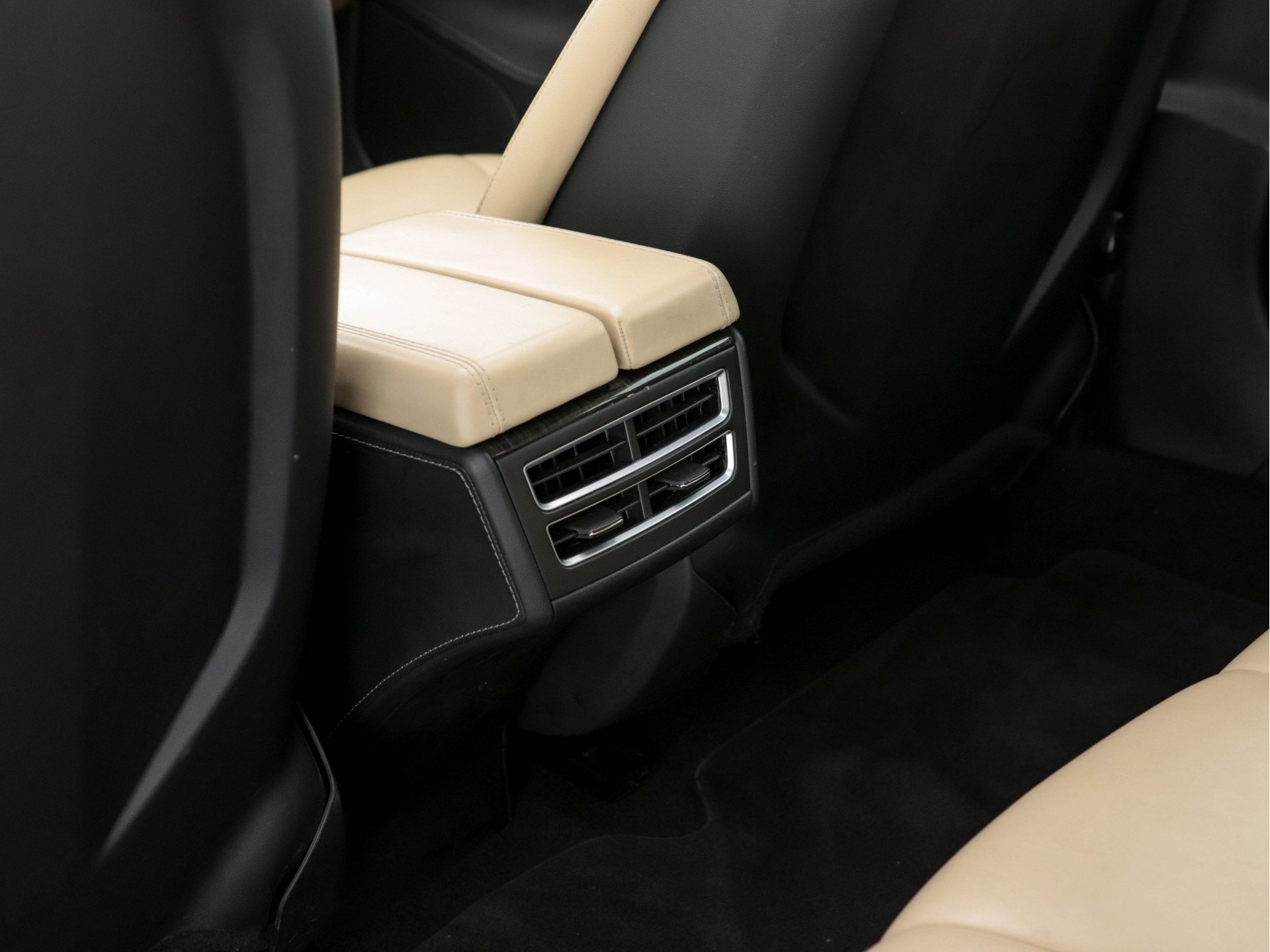 Tesla Model S 85 Base [ 3-Fase ] (INCL-BTW) *PANO | KEYLESS | LEATHER | NAVI-FULLMAP | FULL-LED | CAMERA | DAB | CRUISE | HEATED-COMFORTSEATS | ECC | PDC | WOODEN-INLAY | DIGI-COCKPIT | MEMORY-PACK |  19"ALU*