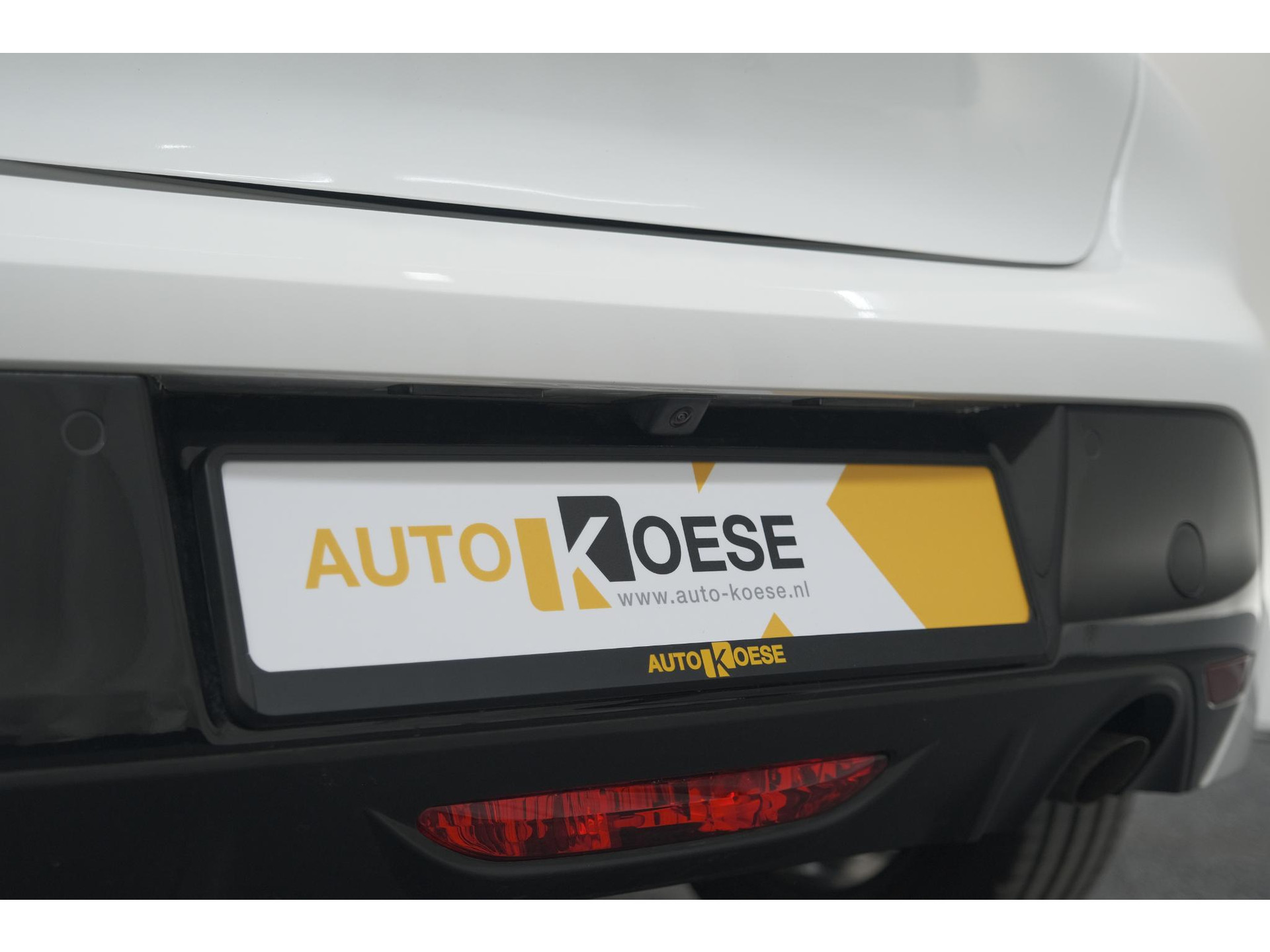 Peugeot 208 PureTech 100 Allure | Adaptieve Cruise Control | Camera | Apple Carplay