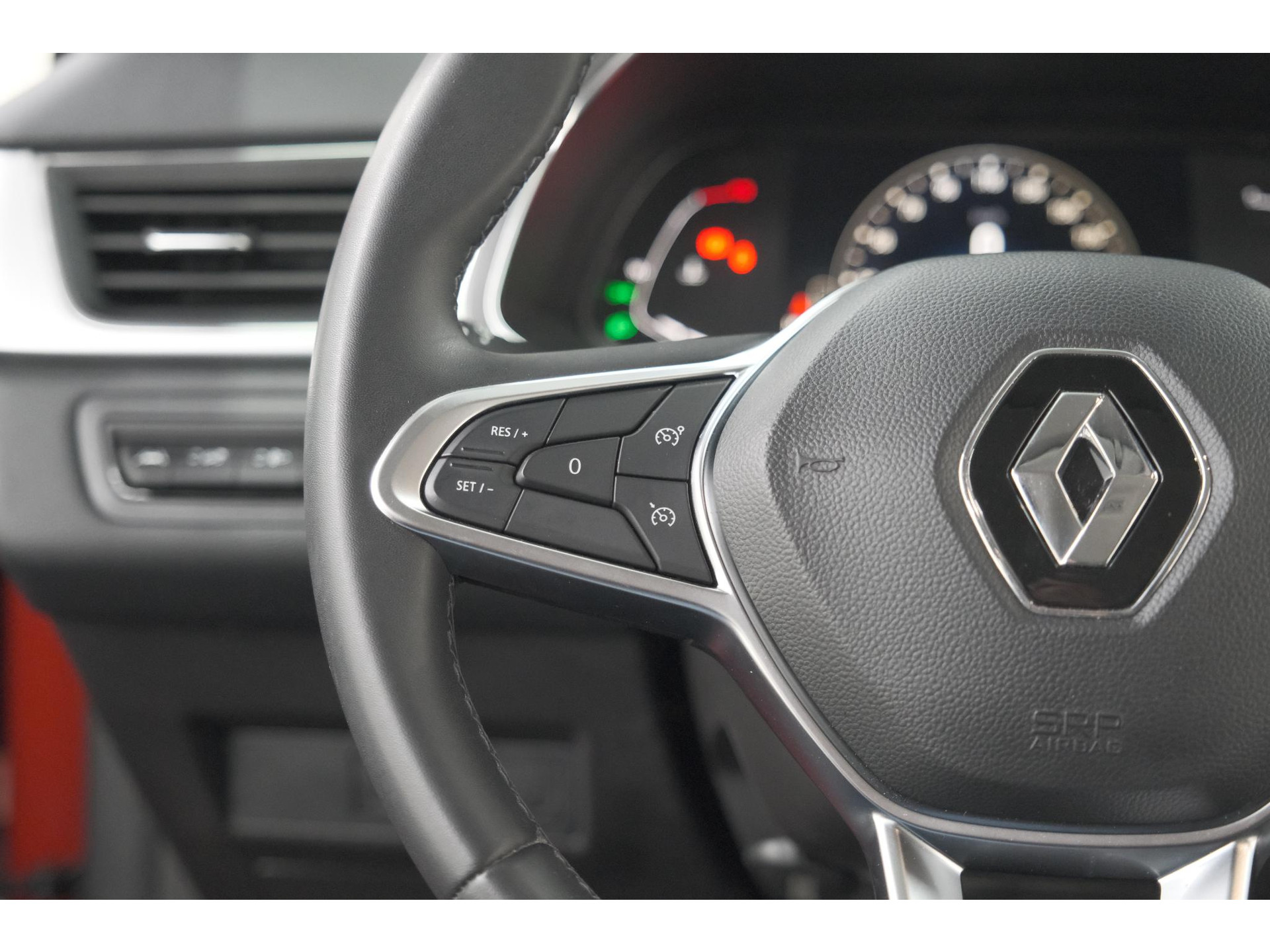 Renault Captur 1.0 TCe 90 Intens | Navigatie | Camera | Parkeersensoren | Apple Carplay