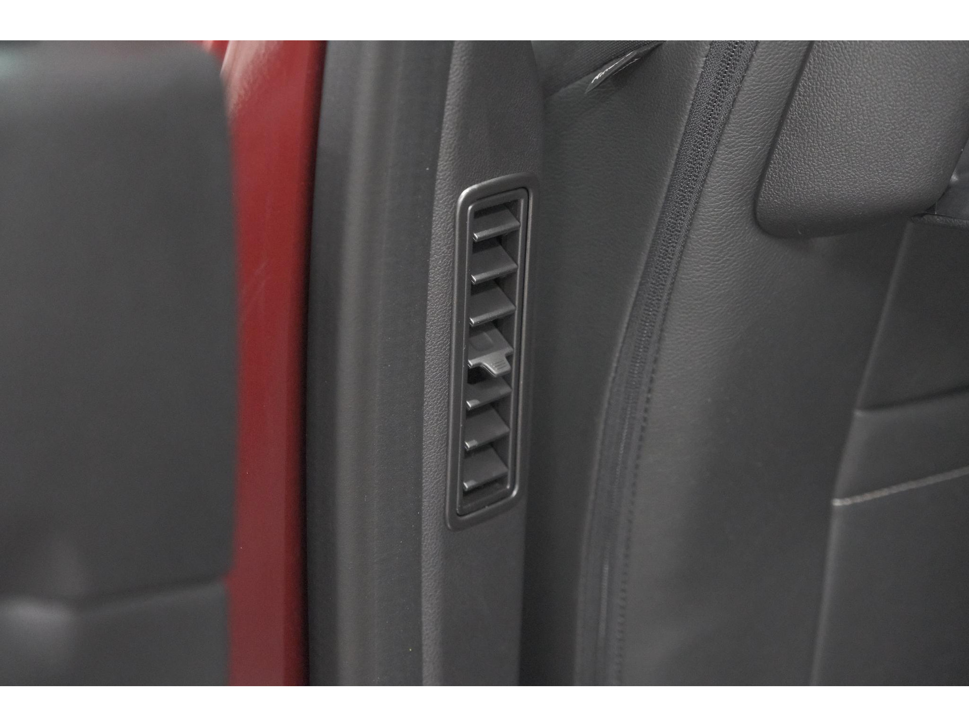 Renault Scénic TCe 140 EDC Limited | Camera | Stoelverwarming | Navigatie | Apple Carplay