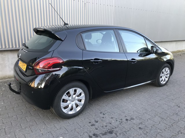 Peugeot 208 1.2 Automaat - V E R K O C H T