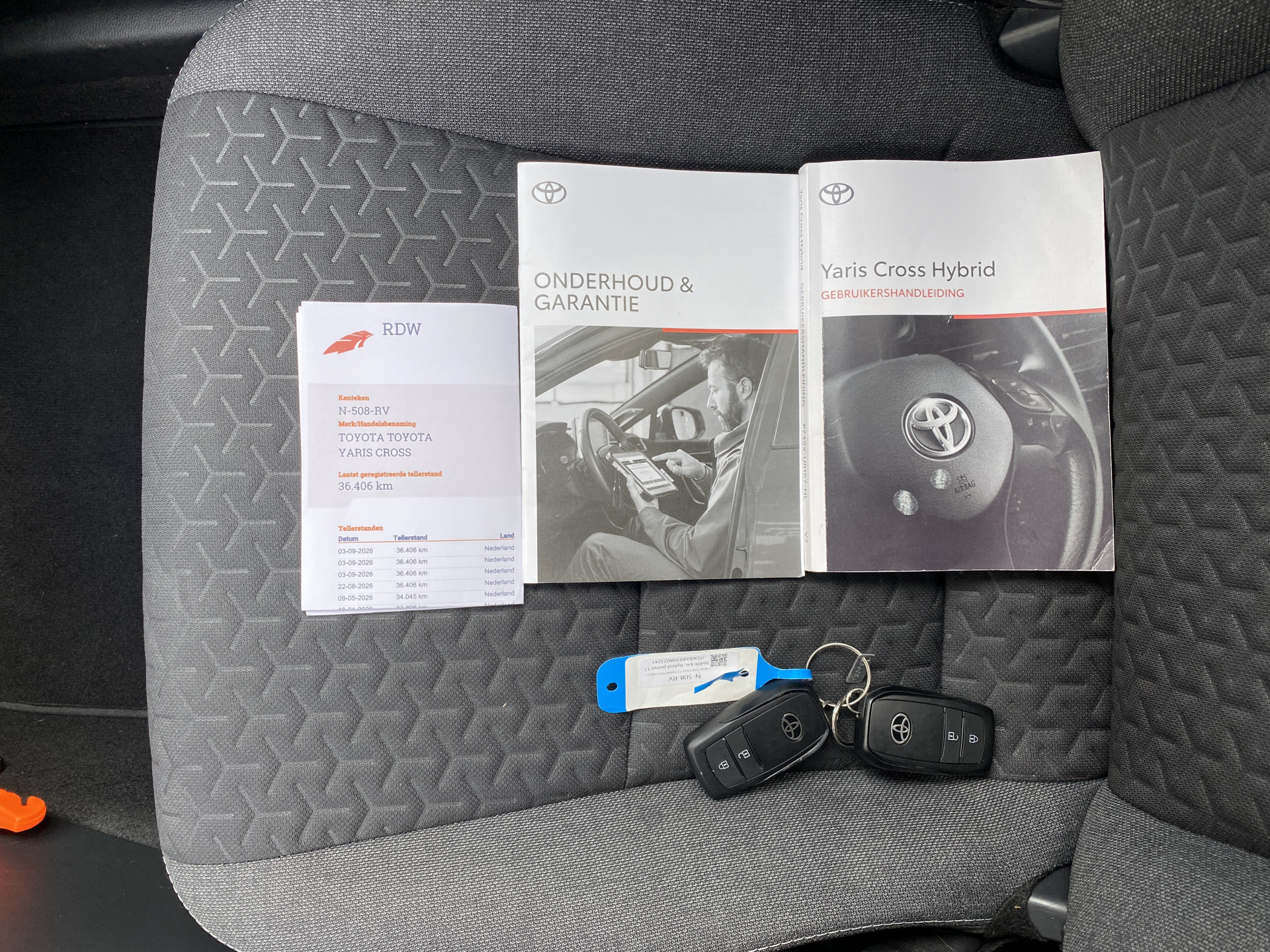 Toyota Yaris Cross 1.5 Hybrid First Edition | 1e eigenaar | dealer onderh. | trekhaak | navigatie | camera | led koplamp | NL auto