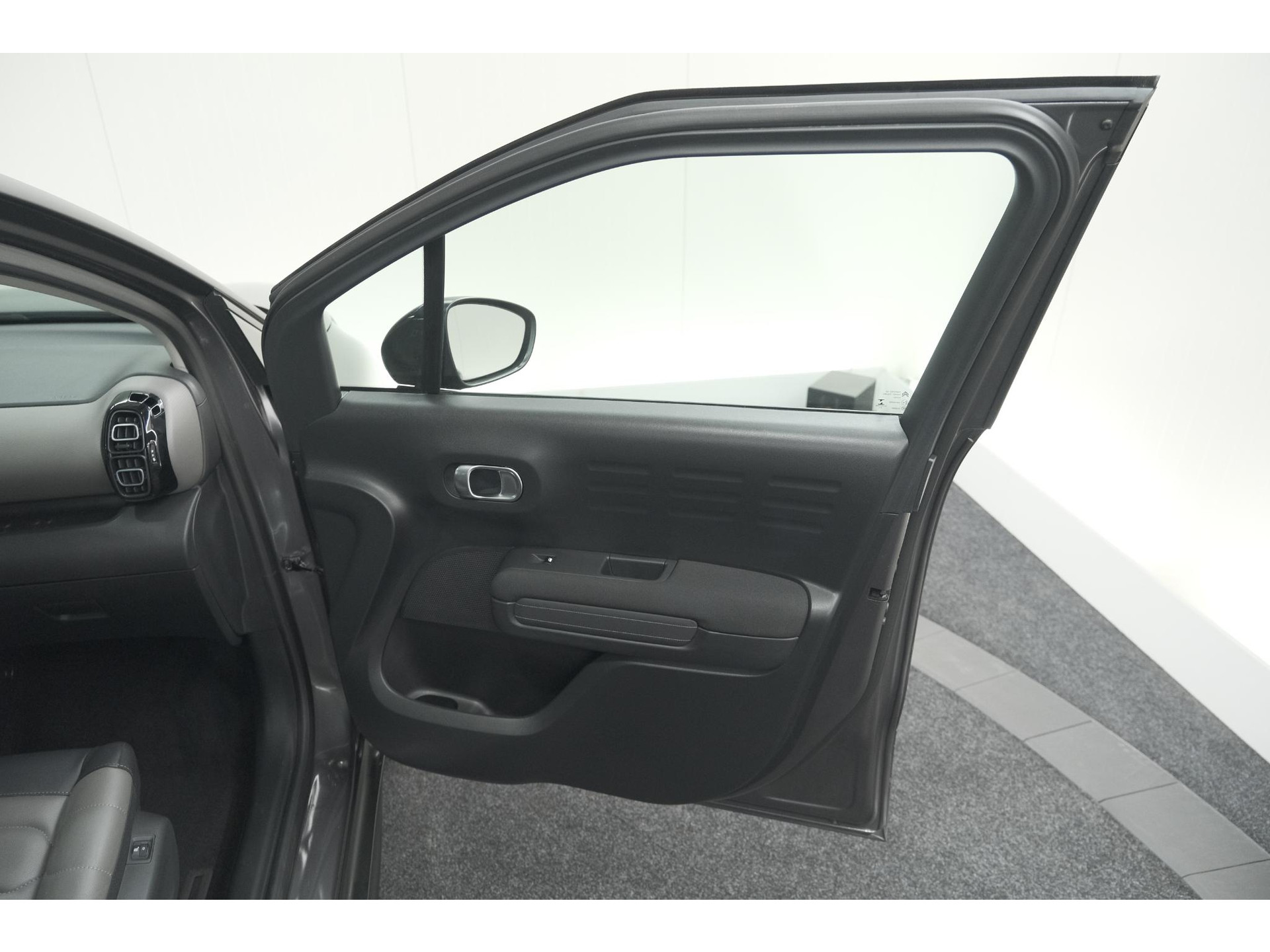 Citroen C3 Aircross PureTech 110 Shine | Camera | Stoelverwarming | Apple Carplay