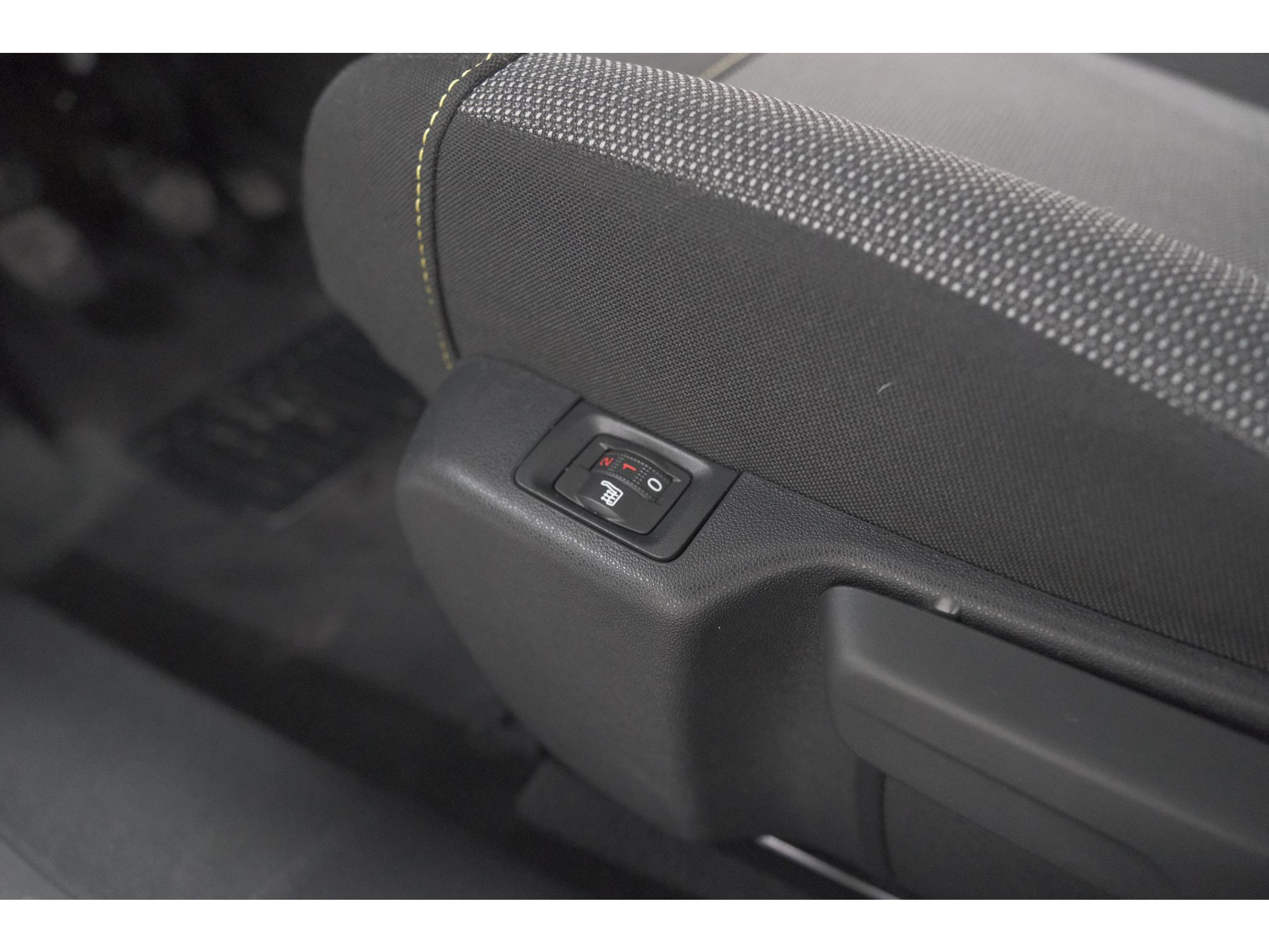 Citroen C3 PureTech 82 Feel | Climate Control | Apple Carplay | Cruise Control | Stoelverwarming