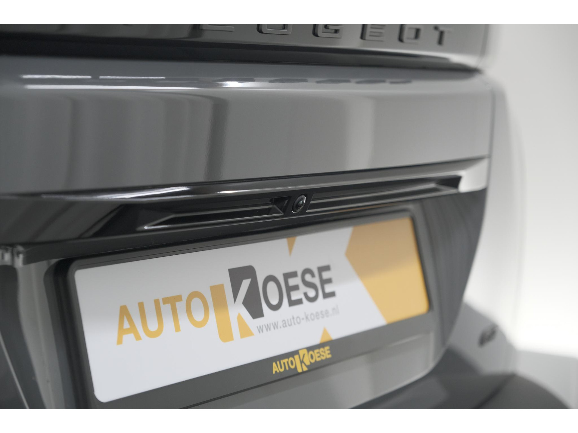 Peugeot e-2008 EV GT Avantage 54 kWh | 360 Camera | Massage Functie | Dodehoekdetectie | Stoelverwarming