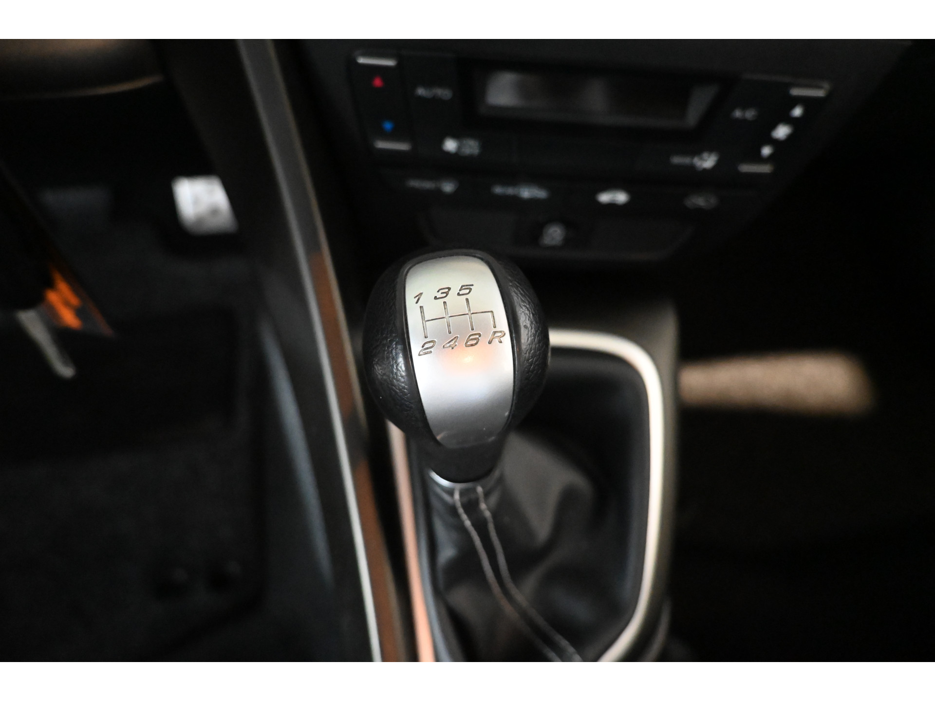 Honda Civic 2.2D Comfort Clima Navigatie Lichtmetaal Goed Onderhouden! Inruil Mogelijk!