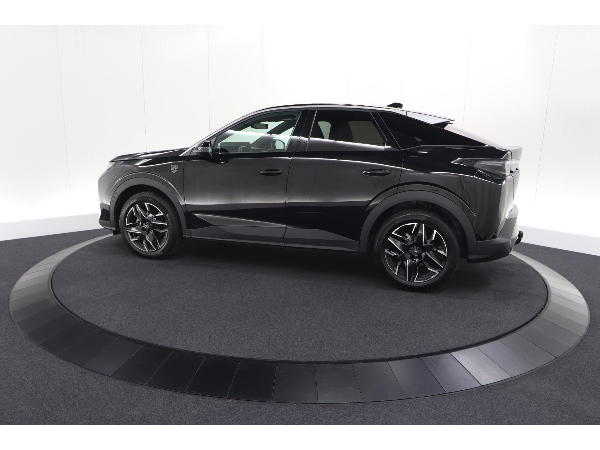 Peugeot 3008 Hybrid 145 e-DCS6 GT | Trekhaak Afneembaar | Allseason Banden | Camera | Adaptieve Cruise Control