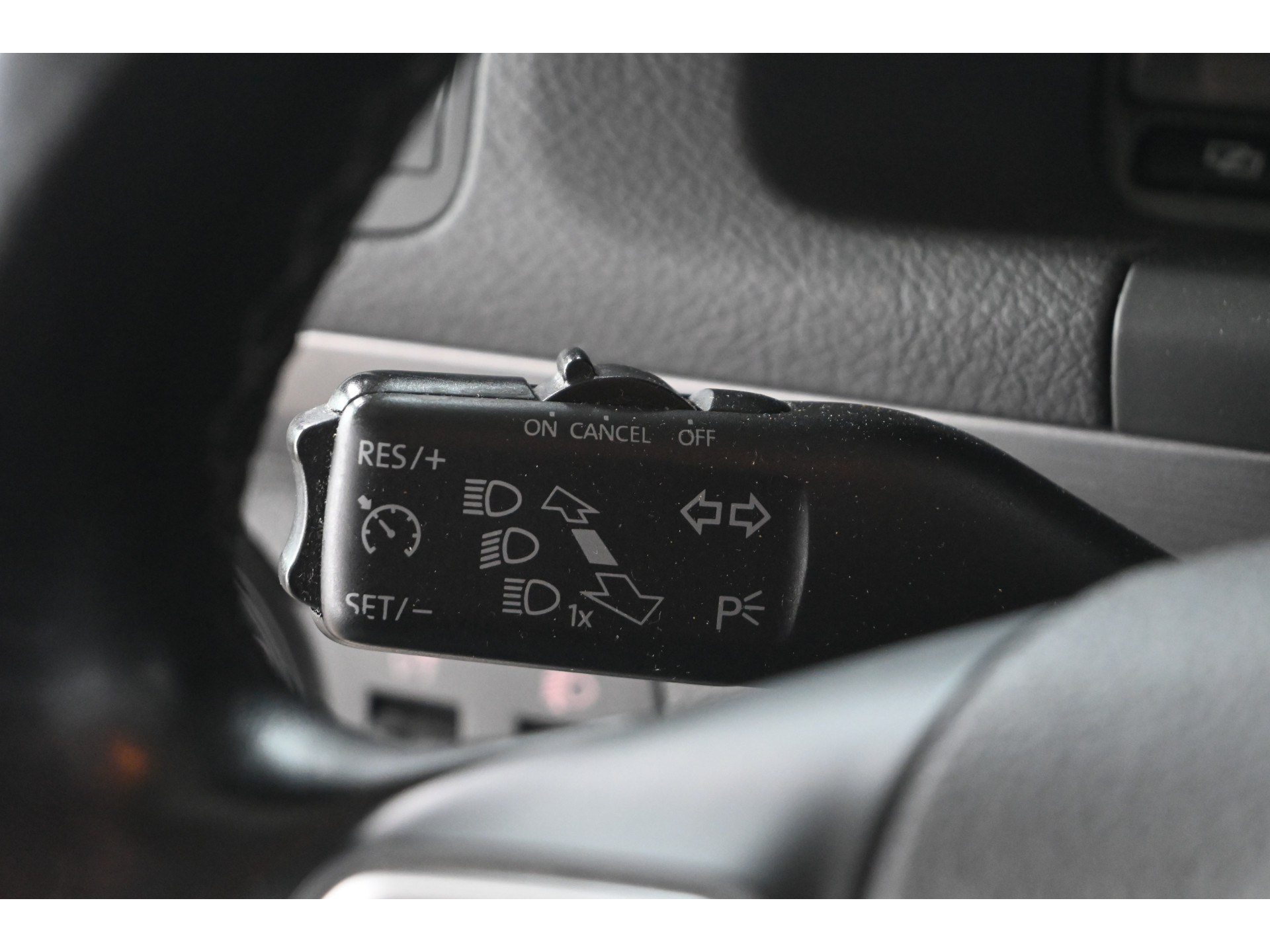 Volkswagen Touran 1.4 TSI Comfortline Clima Navigatie Cruise Control Goed Onderhouden! Inruil Mogelijk!