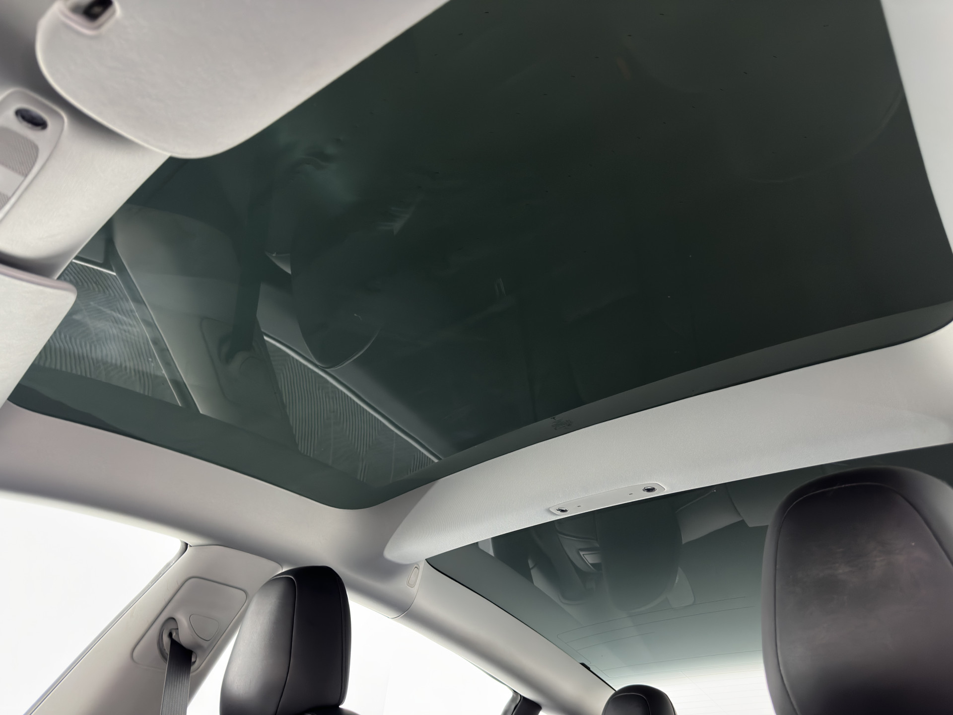 Tesla Model 3 Standard RWD Plus 60 kWh [ 3-Fase ] (INCL-BTW) Aut. *PANO | AUTO-PILOT | LEATHER | KEYLESS | FULL-LED | MEMORY-PACK | TOP-VIEW | DAB | CARPLAY | DIGI-COCKPIT | LANE-ASSIST | COMFORT-SEATS | 18"ALU*