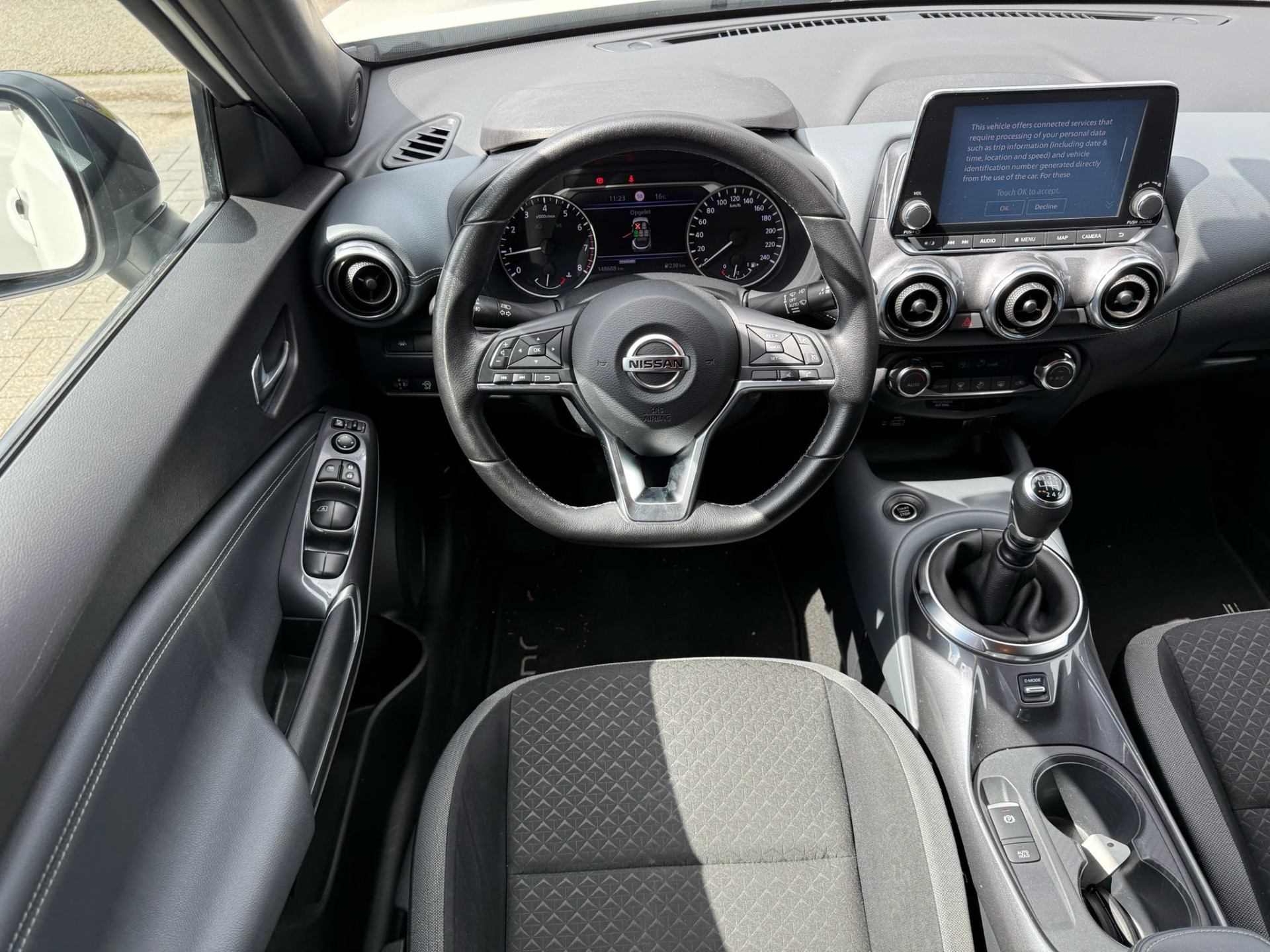 Nissan Juke 1.0 DIG-T N-Connecta | 2E EIGENAAR | 3/6/12MND GARANTIE | 19INCH | NAVI | LED | CARPLAY | CRUISE |