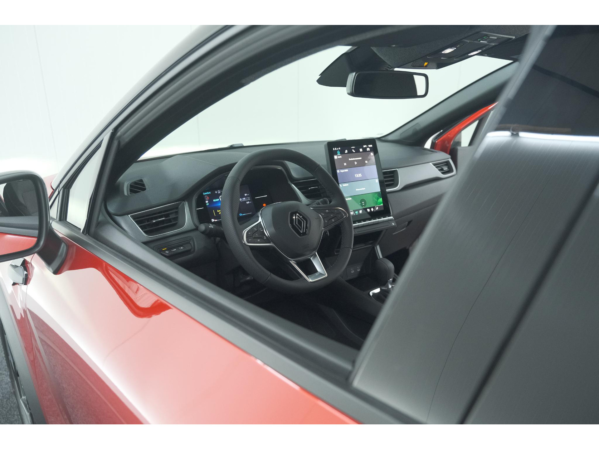 Renault Captur 1.6 E-Tech full hybrid 145 Techno | Advanced Driving | Camera | Dodehoekdetectie | Apple Carplay | 18 Inch Lichtmetalen Velgen