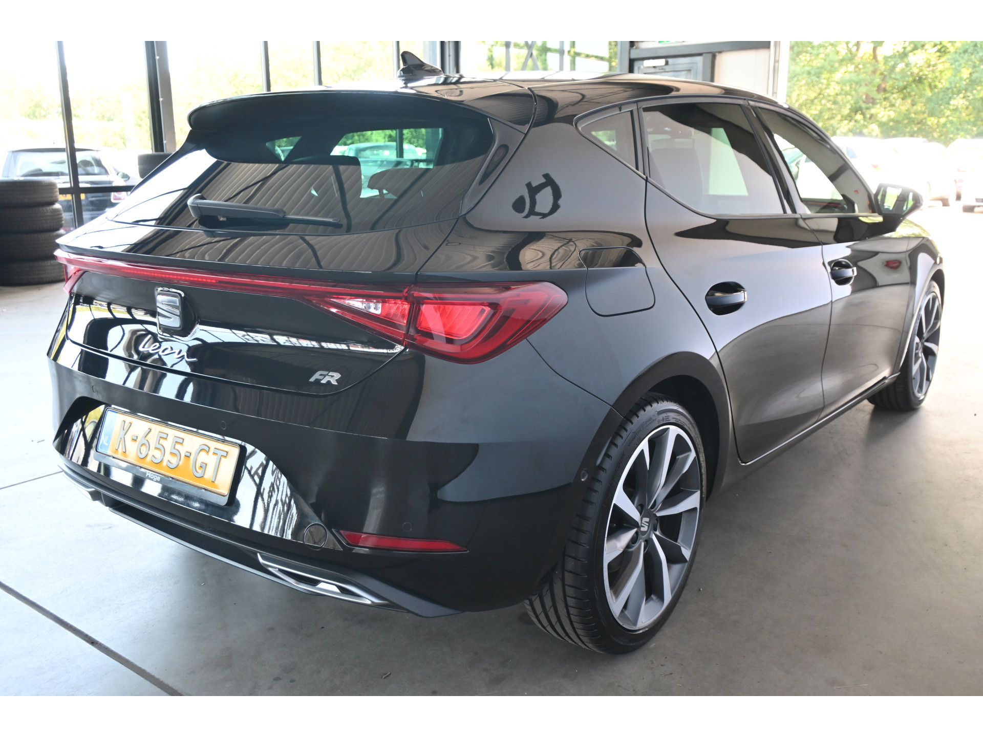 SEAT Leon 1.5 TSI FR Launch Edition Clima Navigatie Carplay Virtual LED Rijklaarprijs! Inruil Mogelijk!