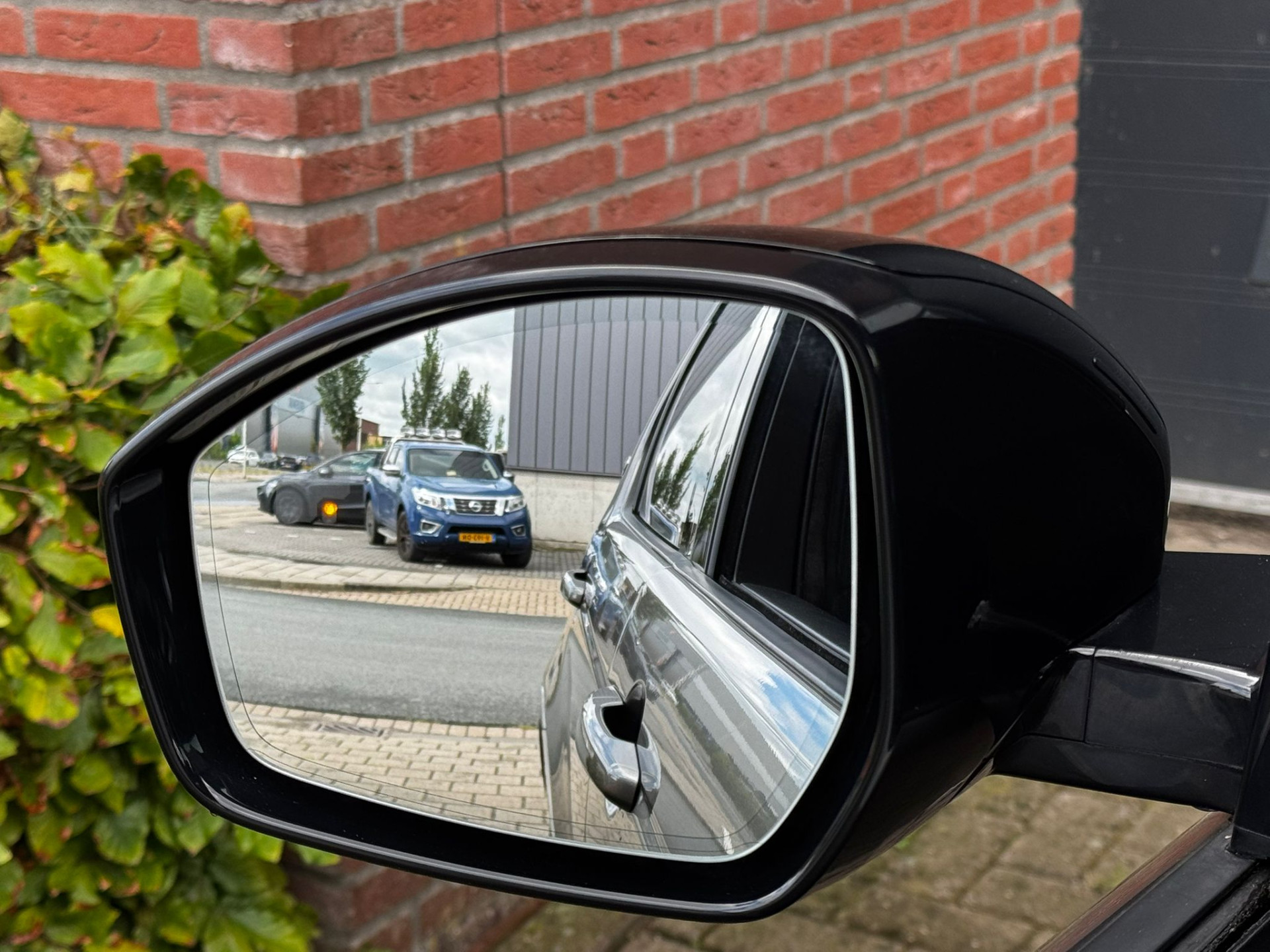 Land Rover Discovery Sport P300e 309PK R-Dynamic HSE Pano Head-UP 360 Camera