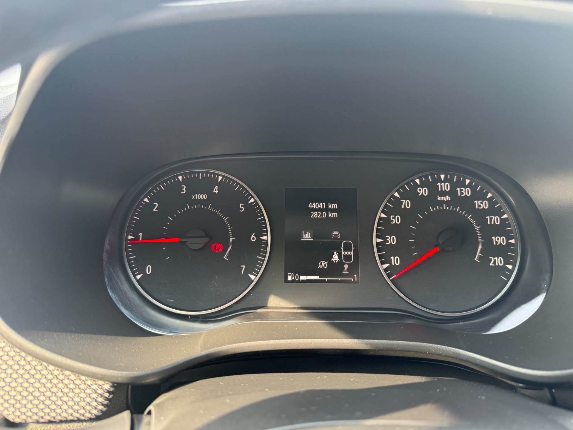 Dacia Sandero 1.0 TCe 90 Comfort | 2E EIGENAAR |3/6/12 MND GARANTIE | AIRCO | PDC | CAMERA | NAVI |