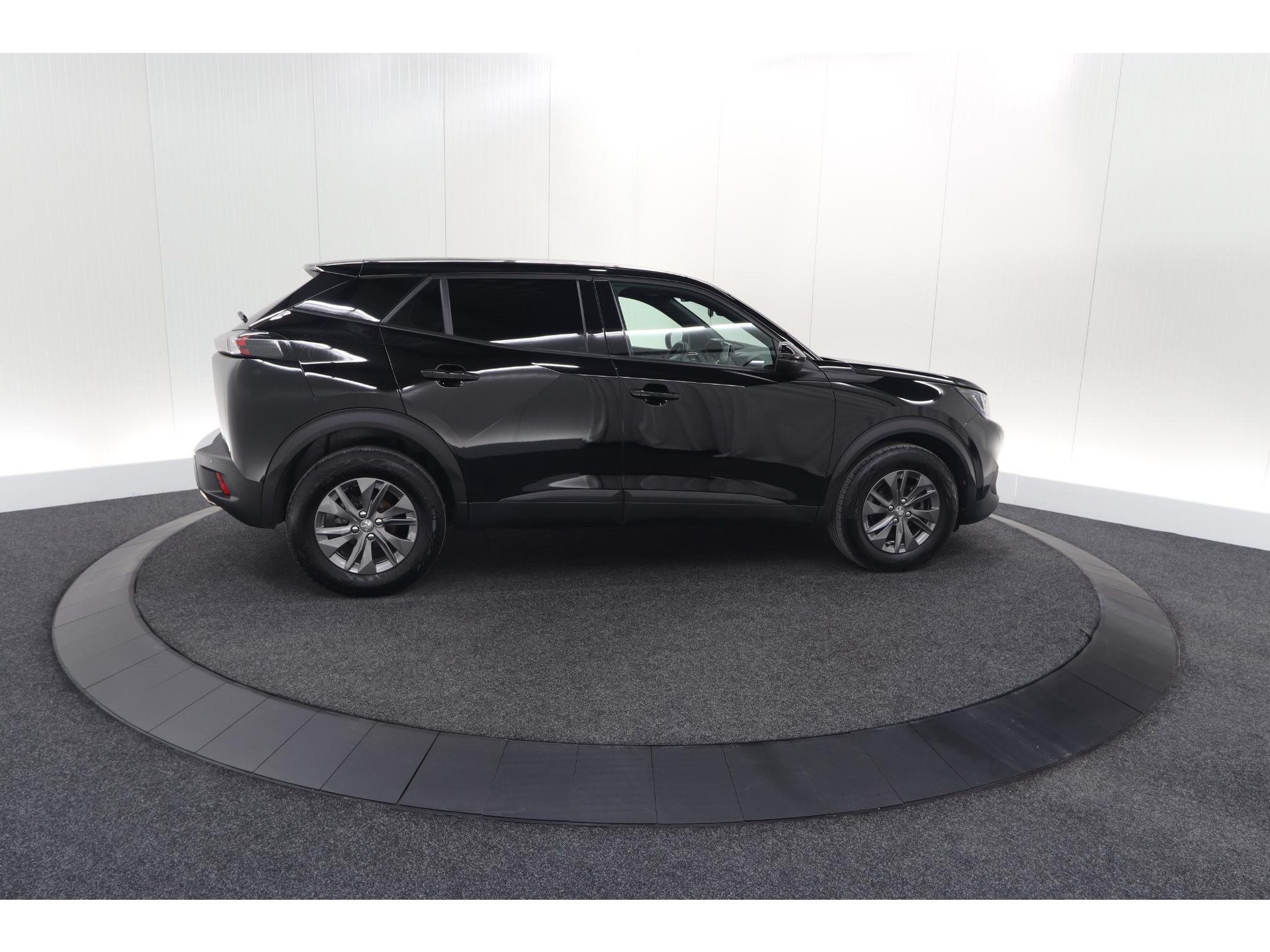 Peugeot 2008 PureTech 130 Active | Camera | Apple Carplay | Parkeersensoren | Stoelverwarming