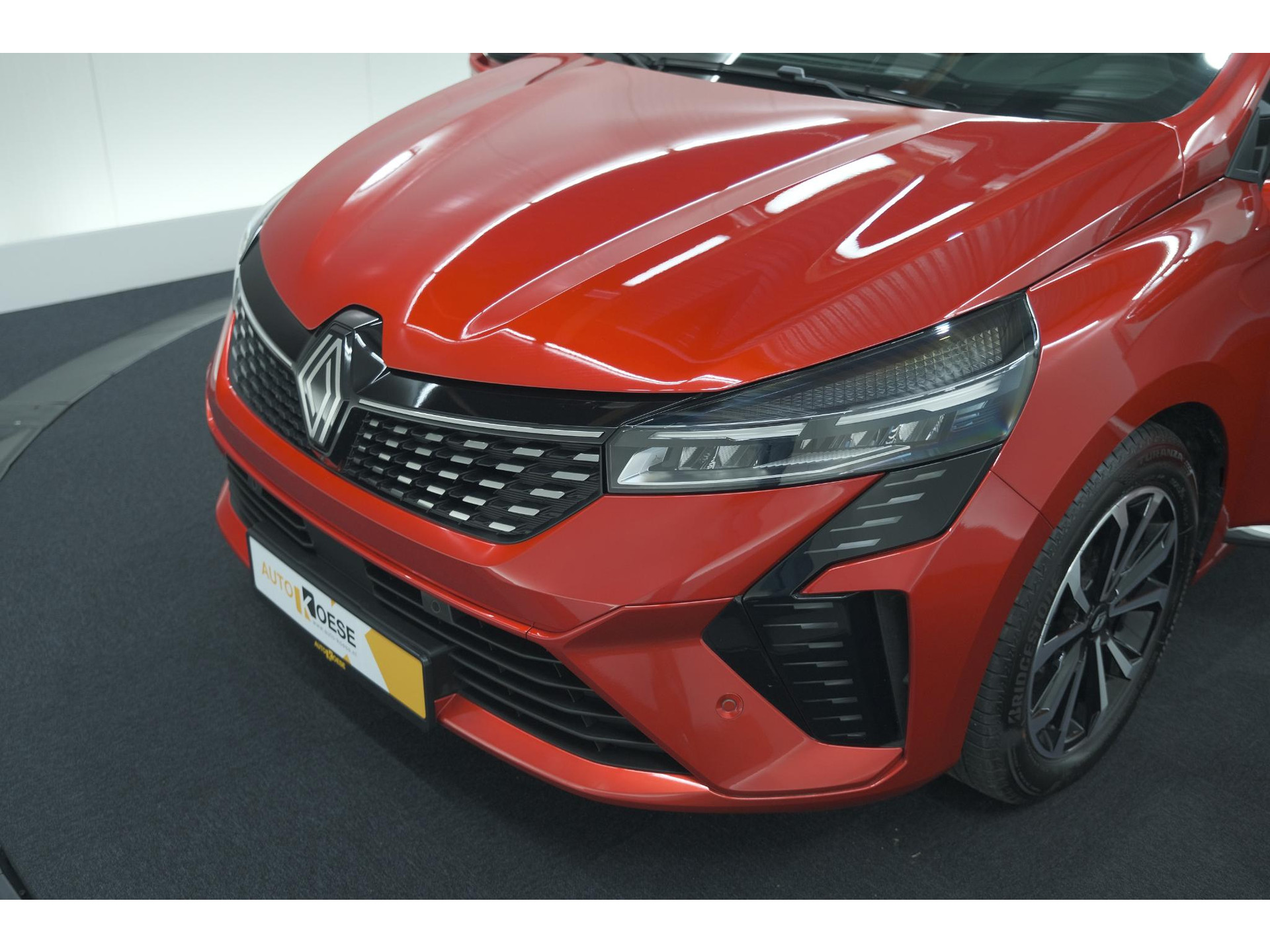 Renault Clio 1.0 TCe 90 GPF techno | 360 Camera | Adaptieve Cruise Control | 9.3 Inch Groot Scherm