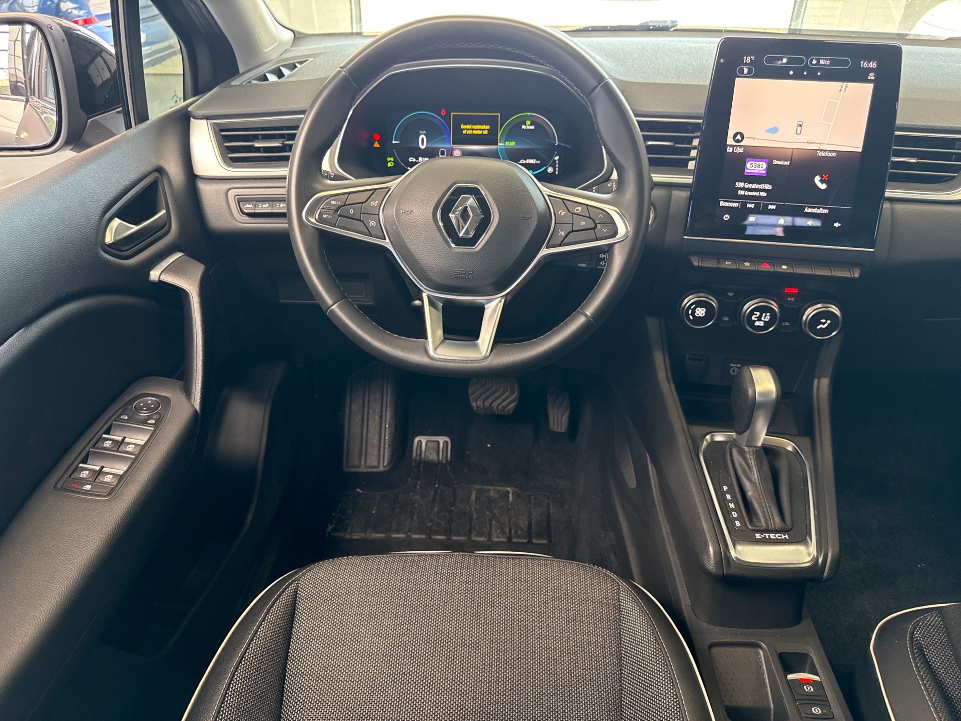 Renault Captur E-Tech full hybrid 145 Techno | CAMERA | NAVI GROOT
