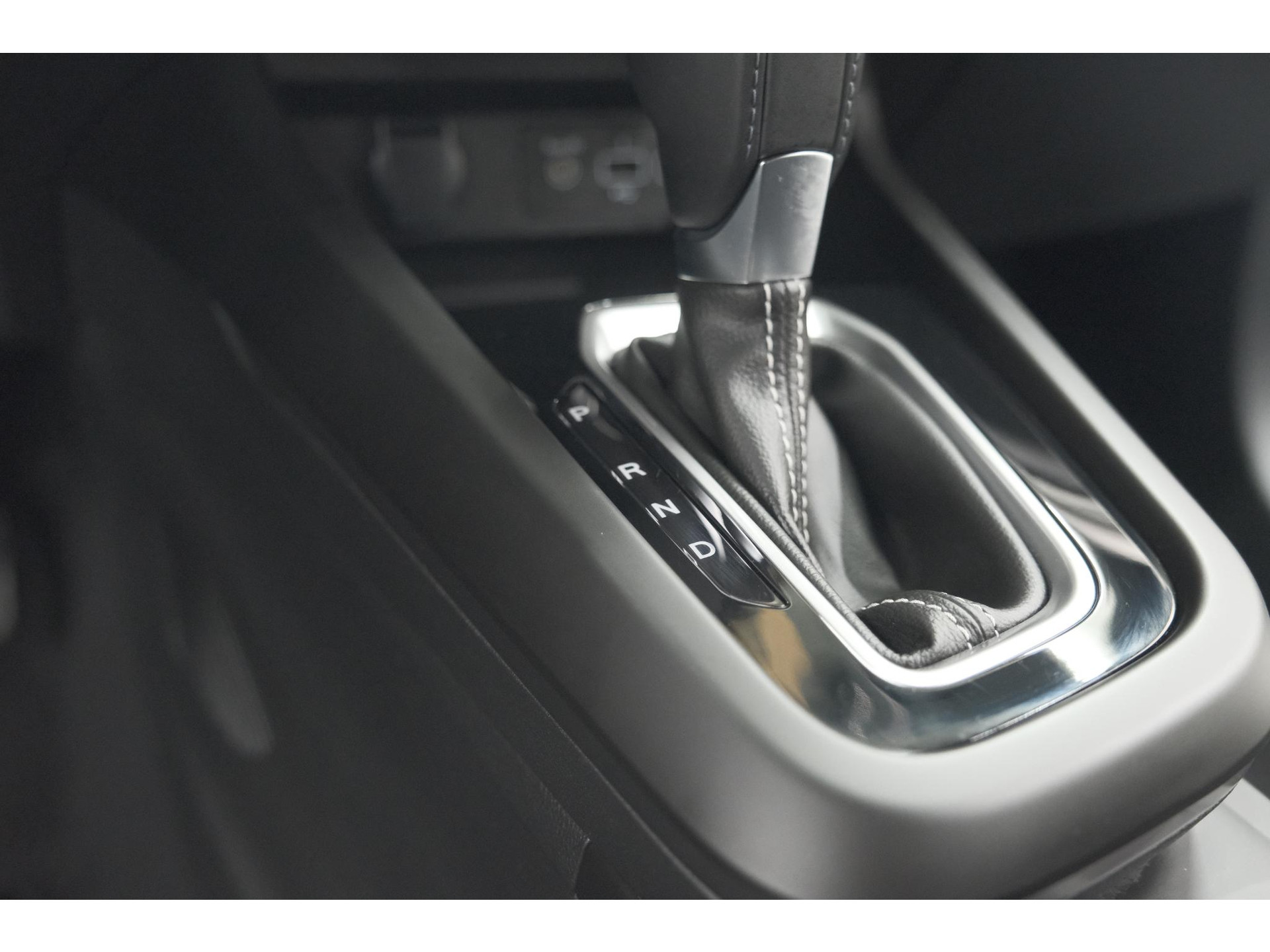 Renault Arkana Mild Hybrid 140 EDC Techno | 360 Camera | Adaptieve Cruise Control | Dodehoekdetectie | Apple Carplay