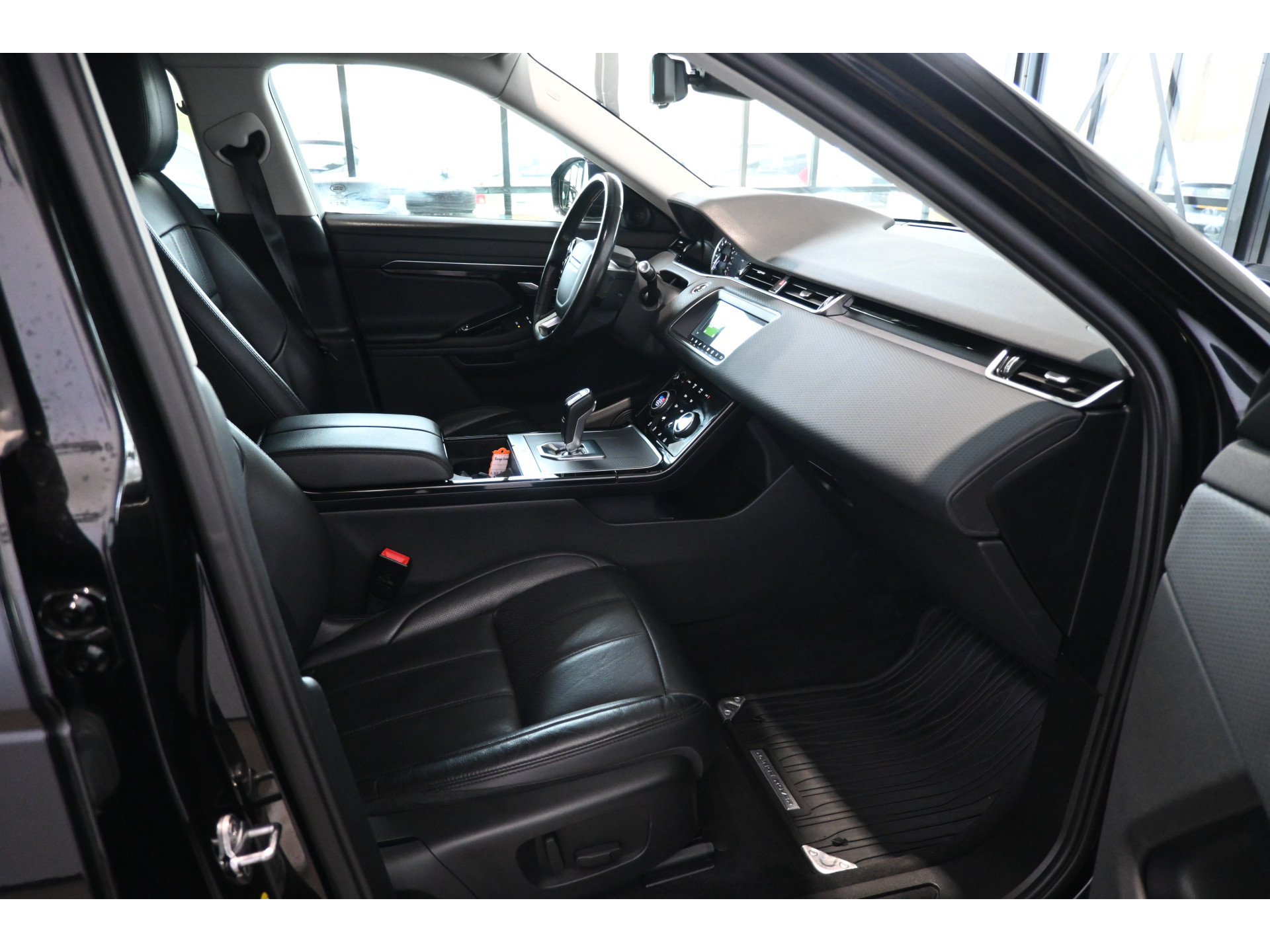 Land Rover Range Rover Evoque 2.0 P200 AWD Automaat Navigatie Leder Stoel/Stuur verwarming Rijklaarprijs Inruil Mogelijk!