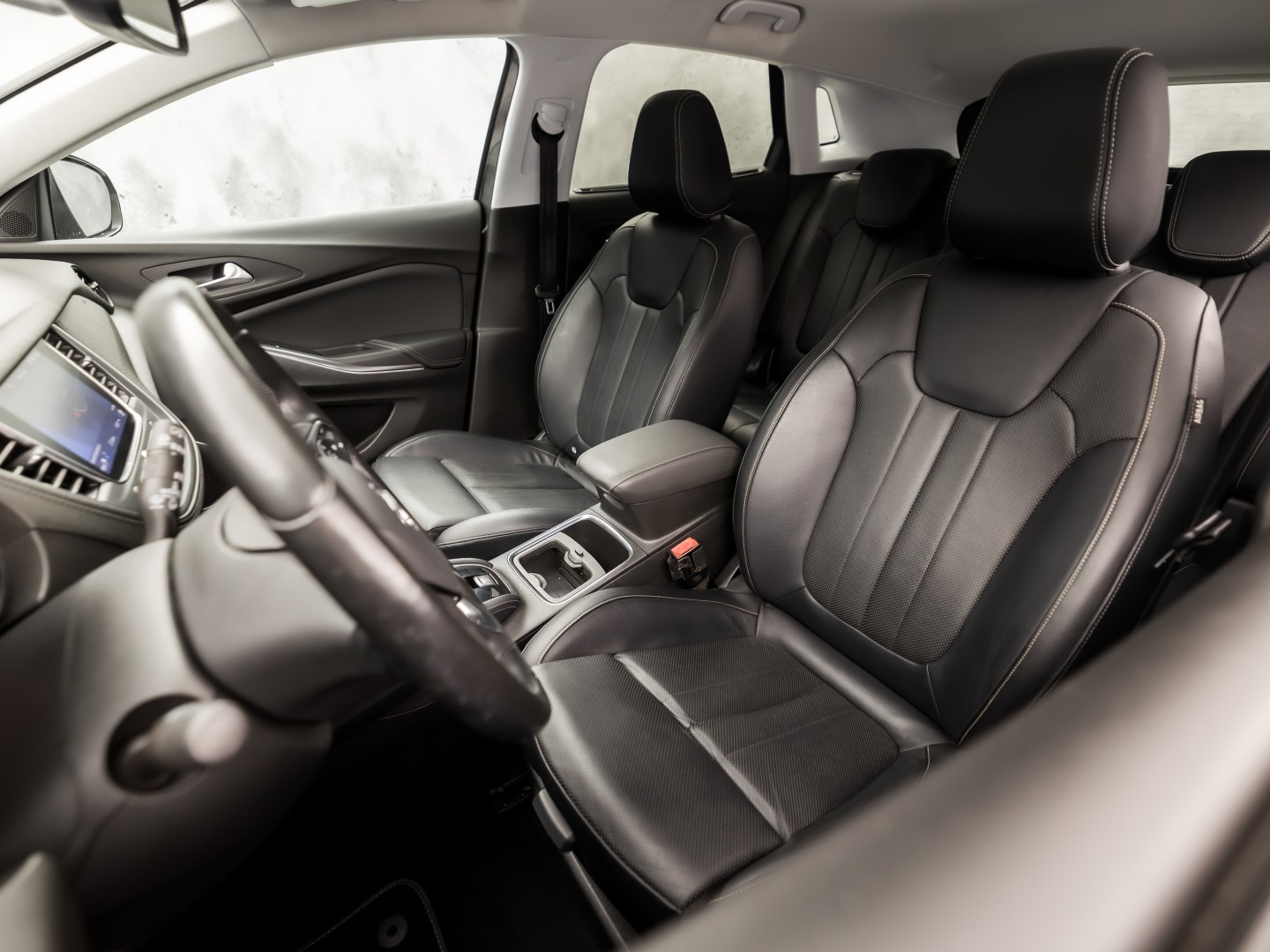 Opel Grandland X 1.2 Turbo Deluxe (MEMORY SEAT, LEDER, STOELKOELING/VERWARMING, APPLE CARPLAY, STOELVERWARMING ACHTER, GETINT GLAS, KEYLESS, TREKHAAK, ELEK ACHTERKLEP, NIEUWSTAAT)