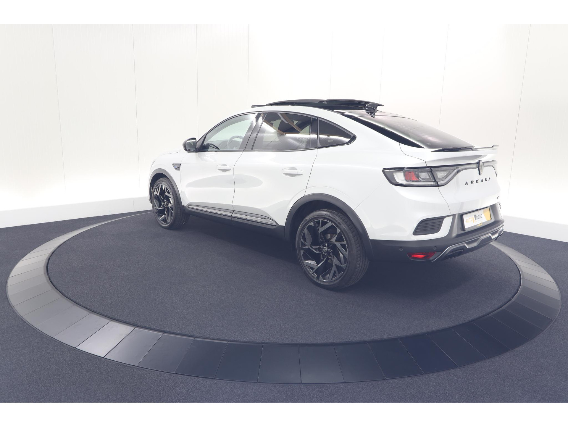 Renault Arkana 1.6 E-Tech full hybrid 145 esprit Alpine | 360 Camera | Panoramadak | Stoelverwarming | Dodehoekdetectie