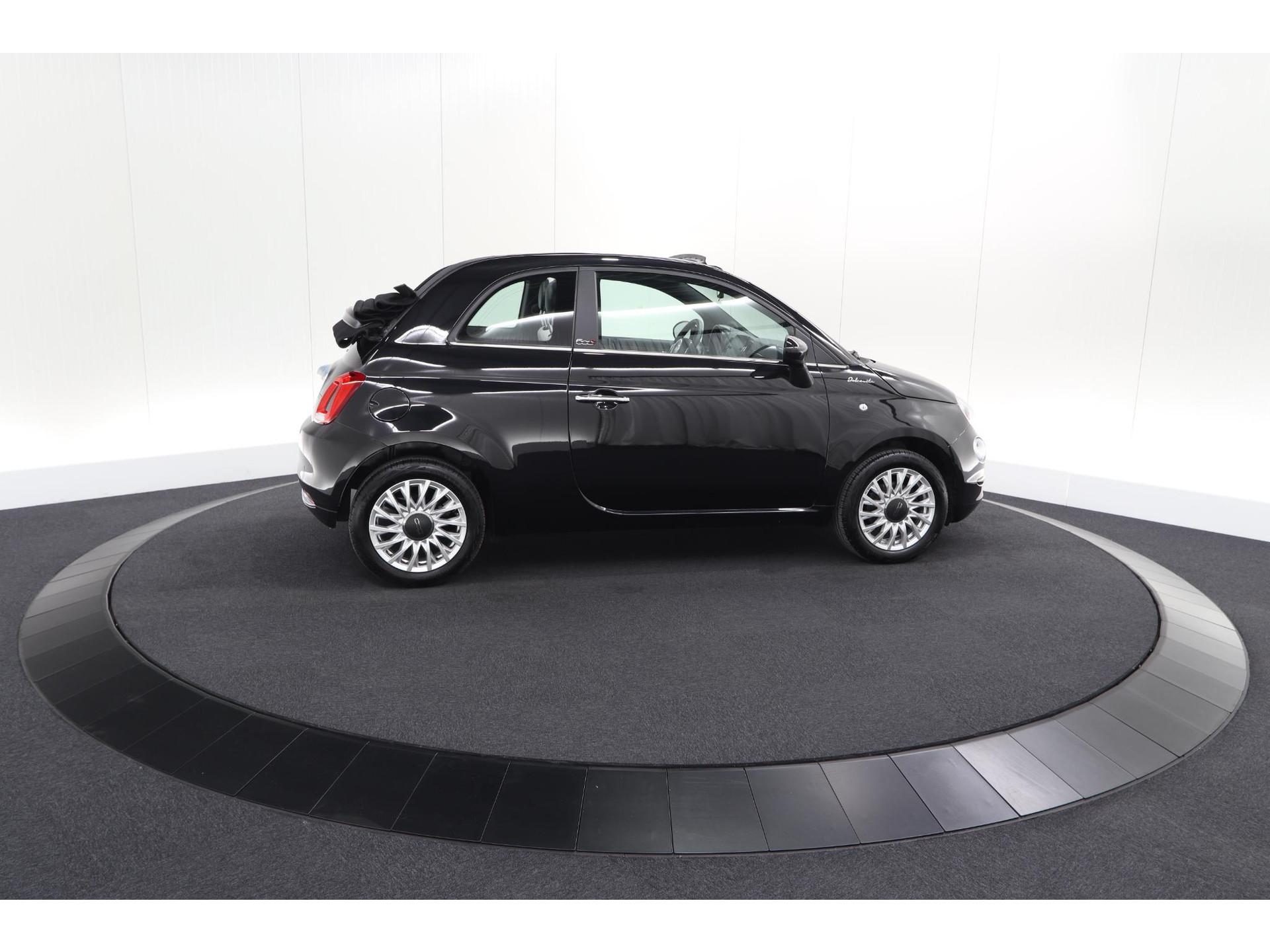 Fiat 500 C 1.0 Hybrid Dolcevita | Apple Carplay | Parkeersensoren | Climate Control