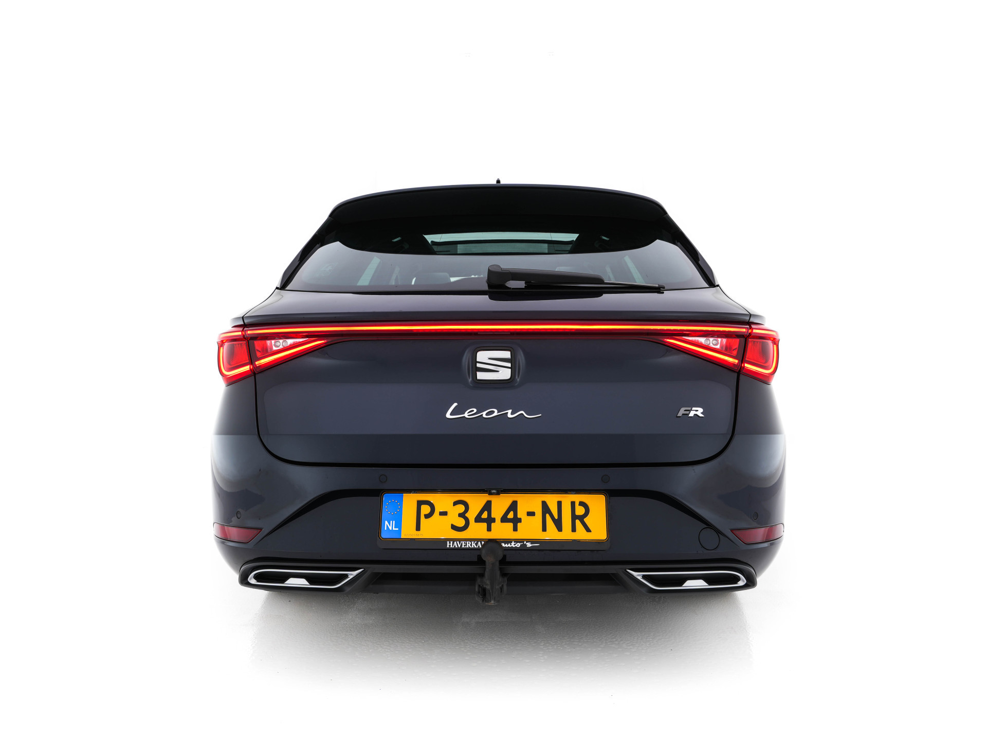 SEAT Leon Sportstourer 2.0 TDI FR Business Intense (INCL-BTW) Aut.  *PANO | FULL-LED | ADAPTIVE-CRUISE | DIGI-COCKPIT | NAVI-FULLMAP | LEATHER-MICROFIBRE | CARPLAY | KEYLESS | SHIFT-PADDLES | SPORT-SEATS | AMBIENT-LIGHT | CAMERA | 17''ALU | T