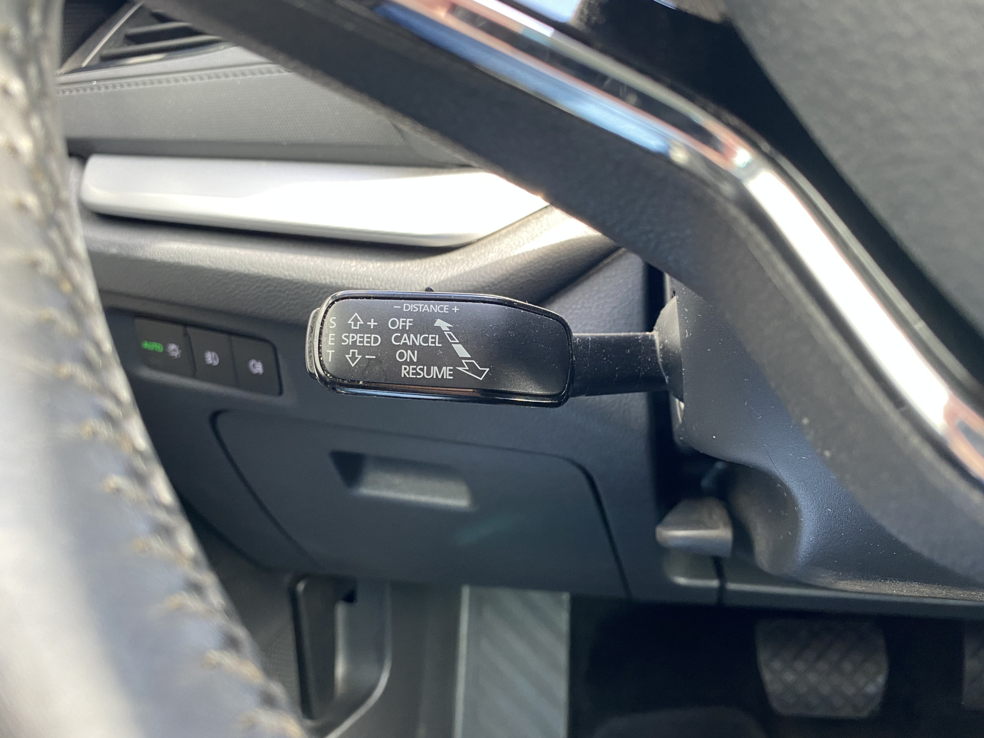 ŠKODA Octavia Combi 1.0 e-TSI Business Edition Plus AUT. | 1e eigenaar | dealer onderh. | navigatie | trekhaak | carplay | adaptieve cruise