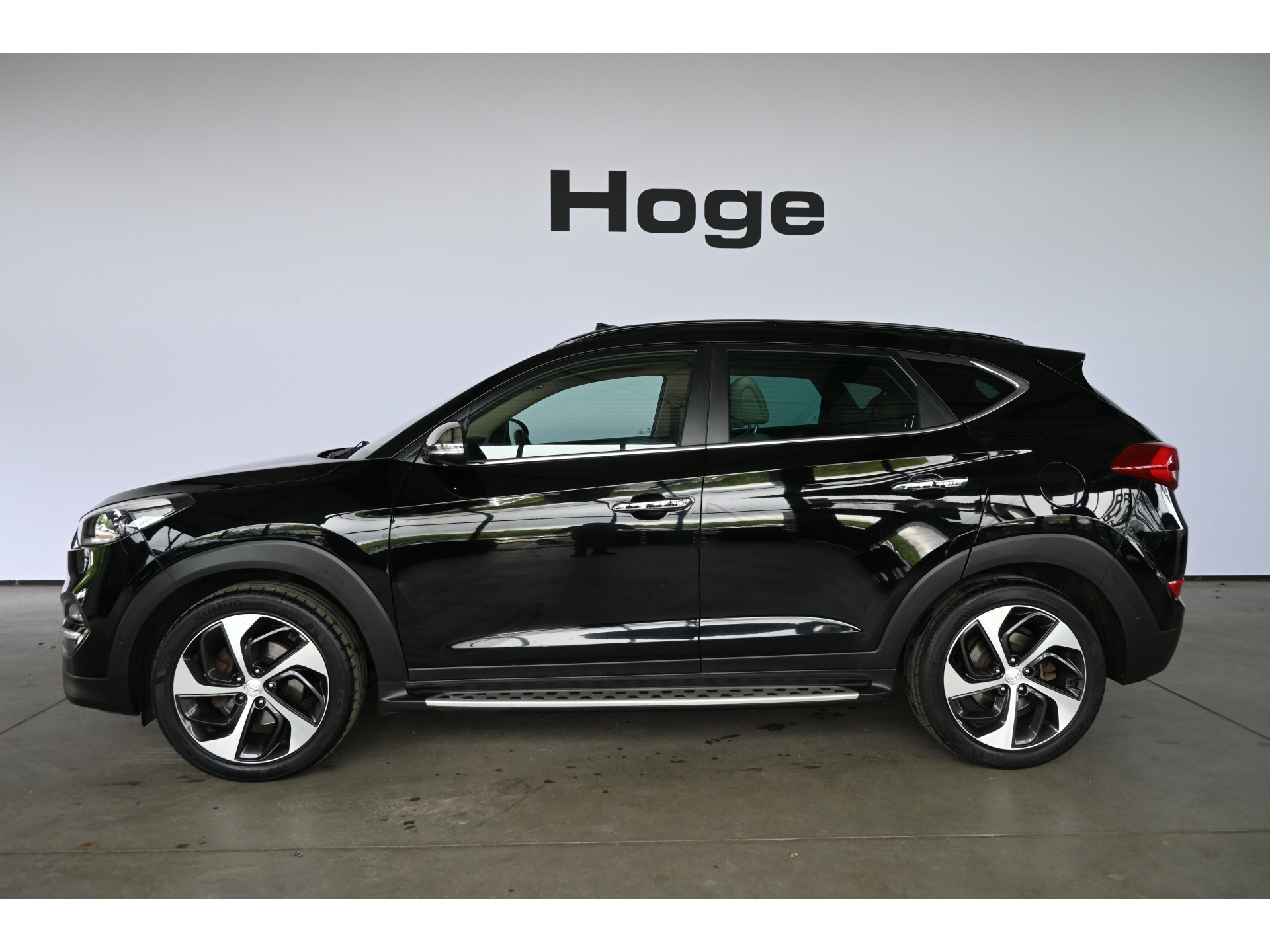 Hyundai Tucson 1.6 T-GDi Premium 4WD Automaat Panoramadak Navigatie Cruise Stoelverwarming Clima 100% Onderhouden! Inruil Mogelijk!