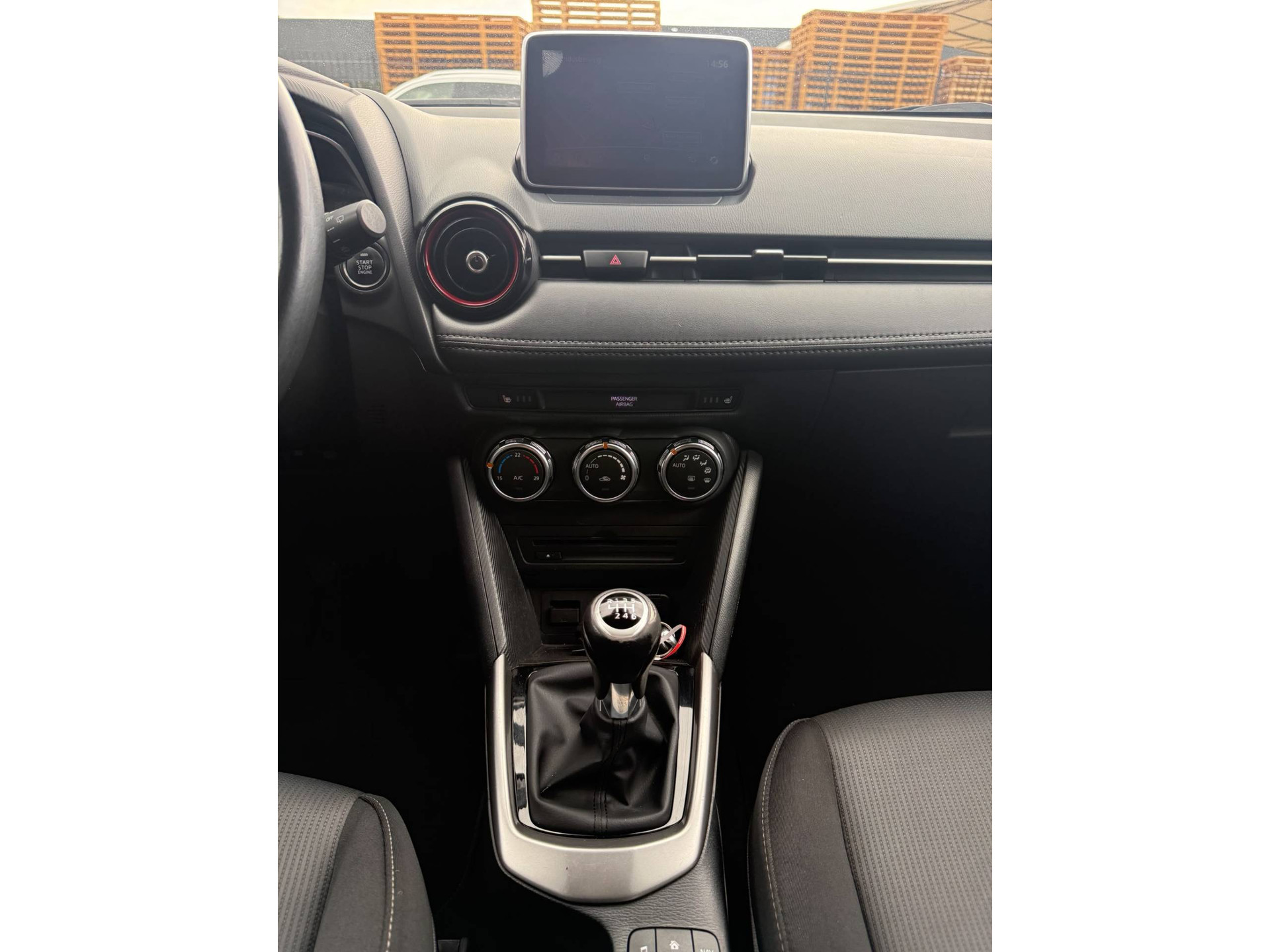 Mazda CX-3 2.0 SkyActiv-G 120 TS+ | 1E EIGENAAR | 3/6 OF 12 MND GARANTIE | NAVI | PDC | STOELVERWARMING |