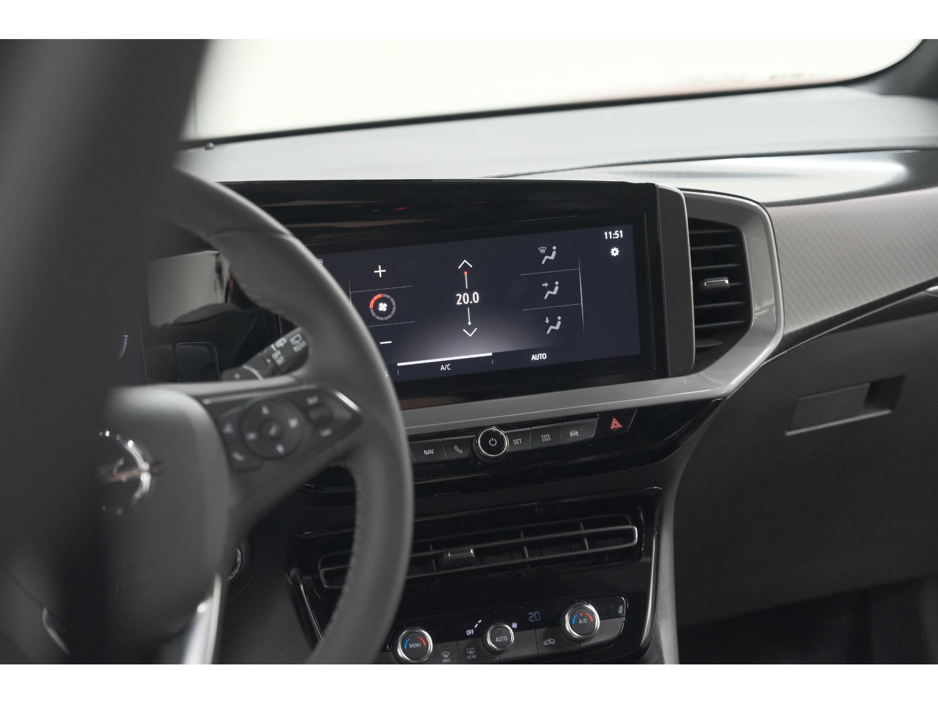 Opel Mokka 130 Turbo EAT8 Ultimate | Camera | Dodehoekdetectie | Massage | Adaptieve Cruise Control