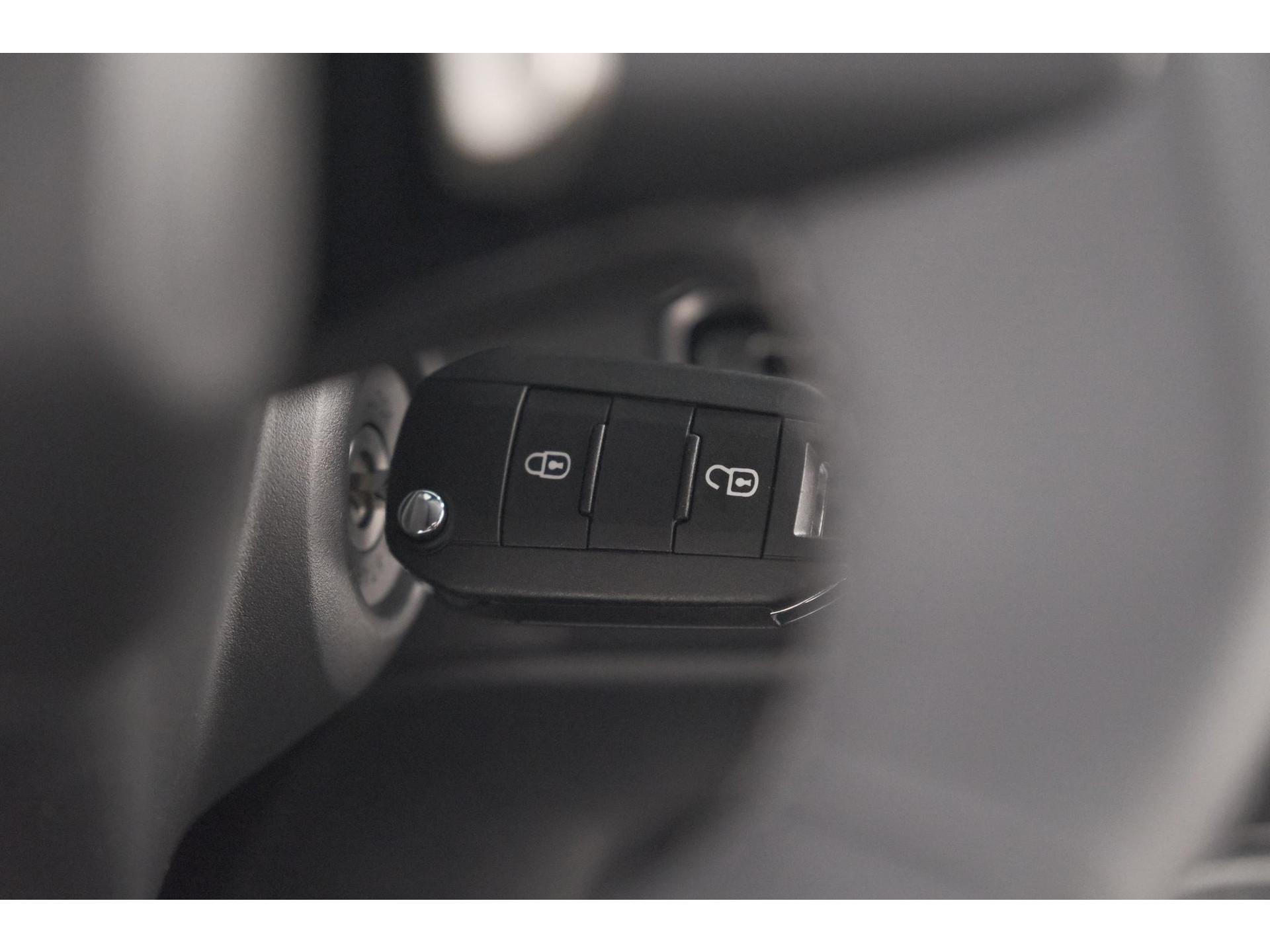 Citroen Ë-C3 Aircross Plus 113pk Extended Range 54 kWh | 11 KW Lader | Camera | Apple CarPlay | Parkeersensoren