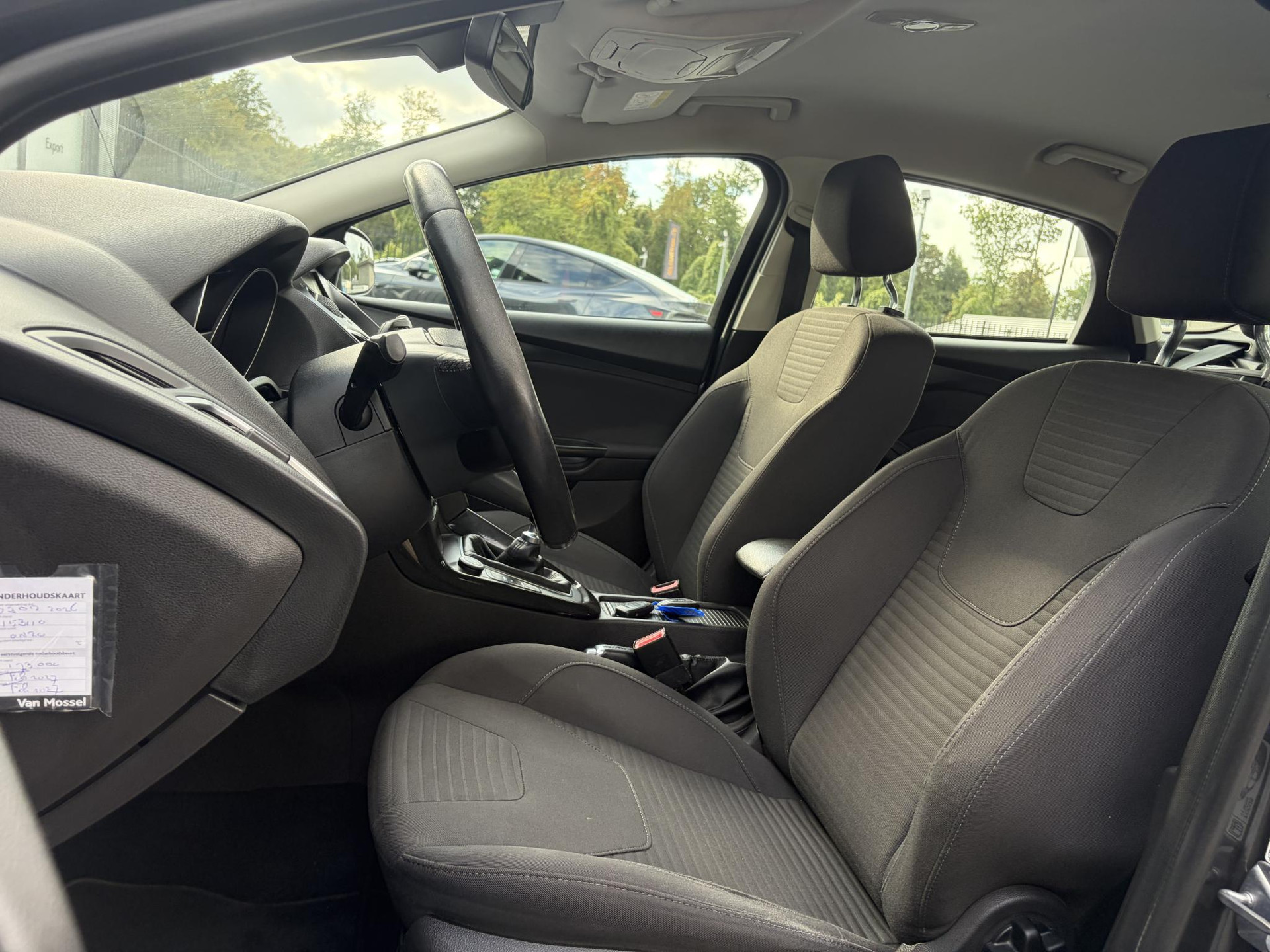 Ford Focus 1.0 Titanium Edition ✓1e Eigenaar✓125pk✓Recent Beurt gehad✓Dealer Onderhouden✓Navi✓6 Bak✓Pdc V+A✓Clima✓Cruise✓Lm velgen✓4 Elekt Ramen✓N.A.P✓Apk tot 03-2027